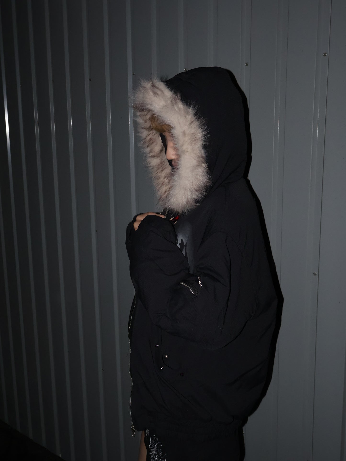 fur hood logo outer A432
