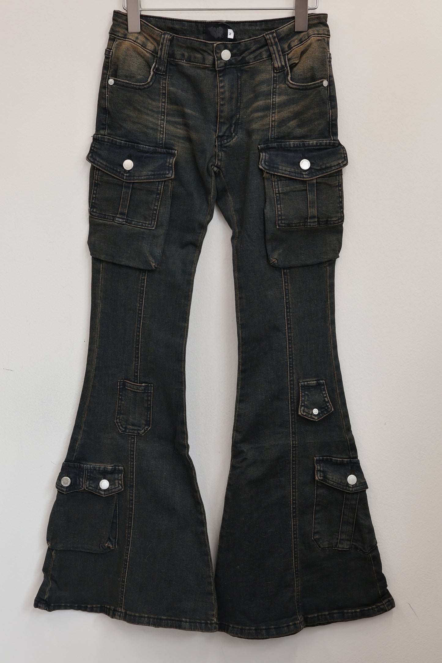 Dirty Cargo Flare A265