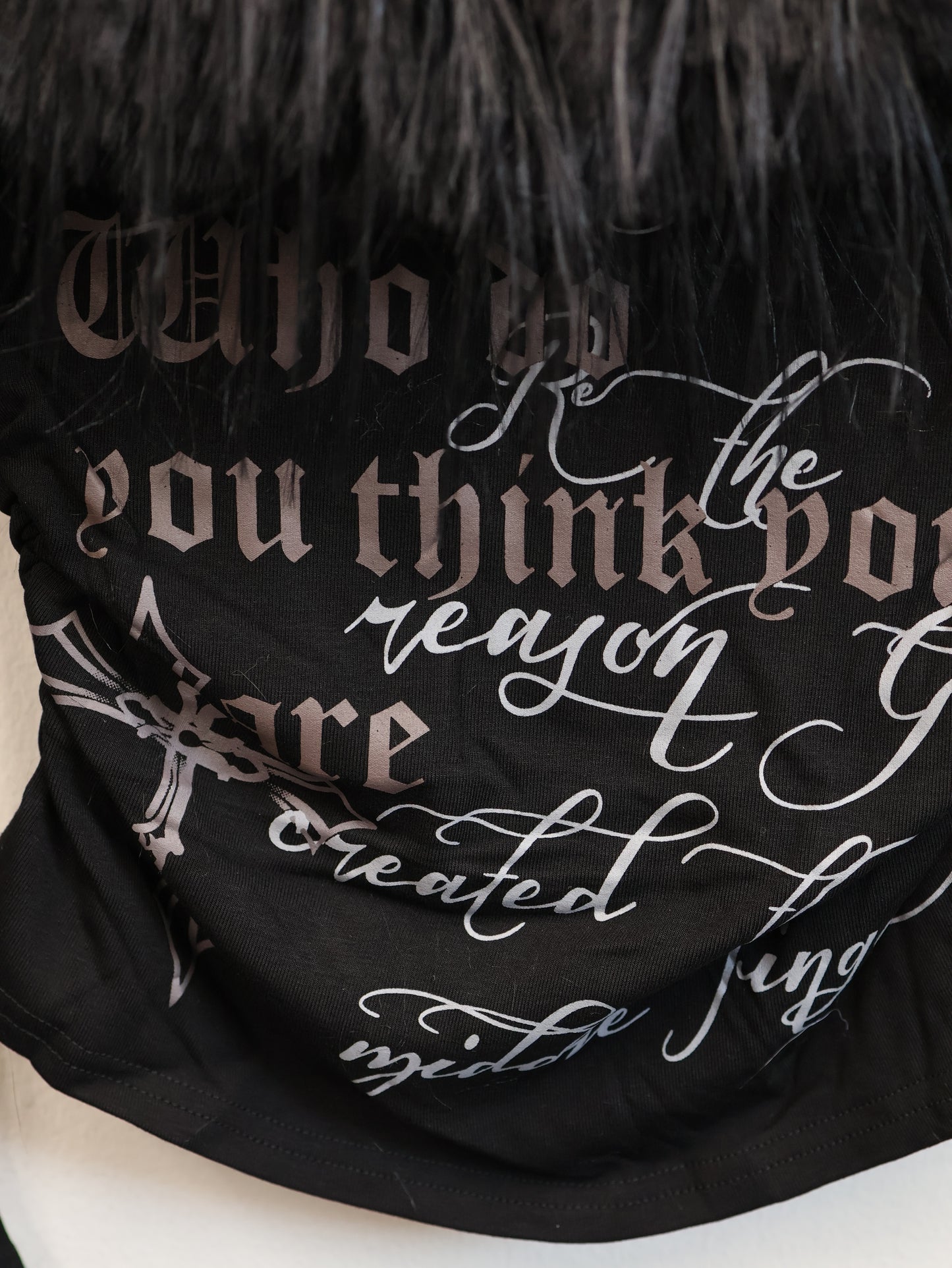 25-906 Dark Script L/S A437