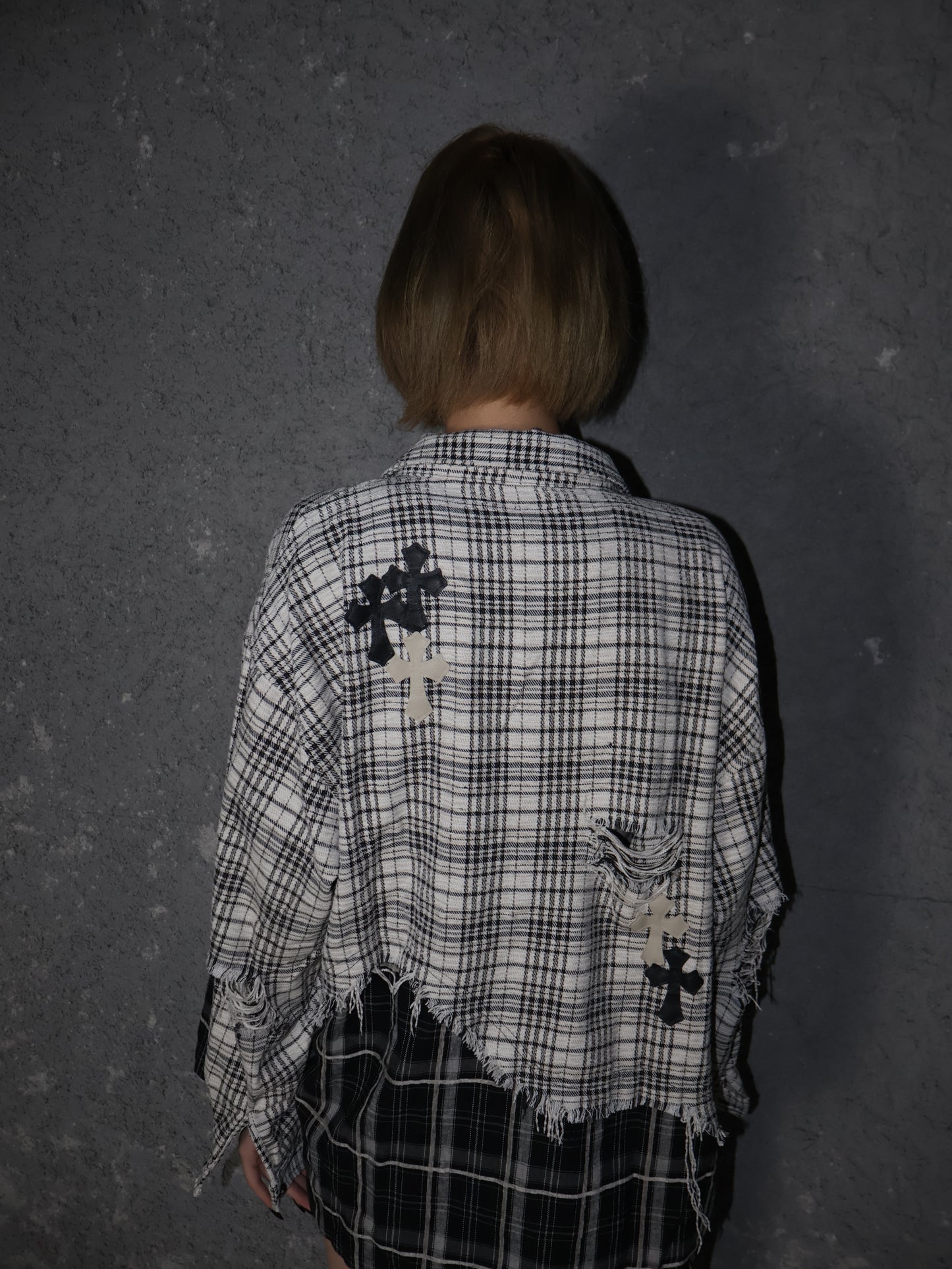 257-11 Ripped Cross Shirts A408