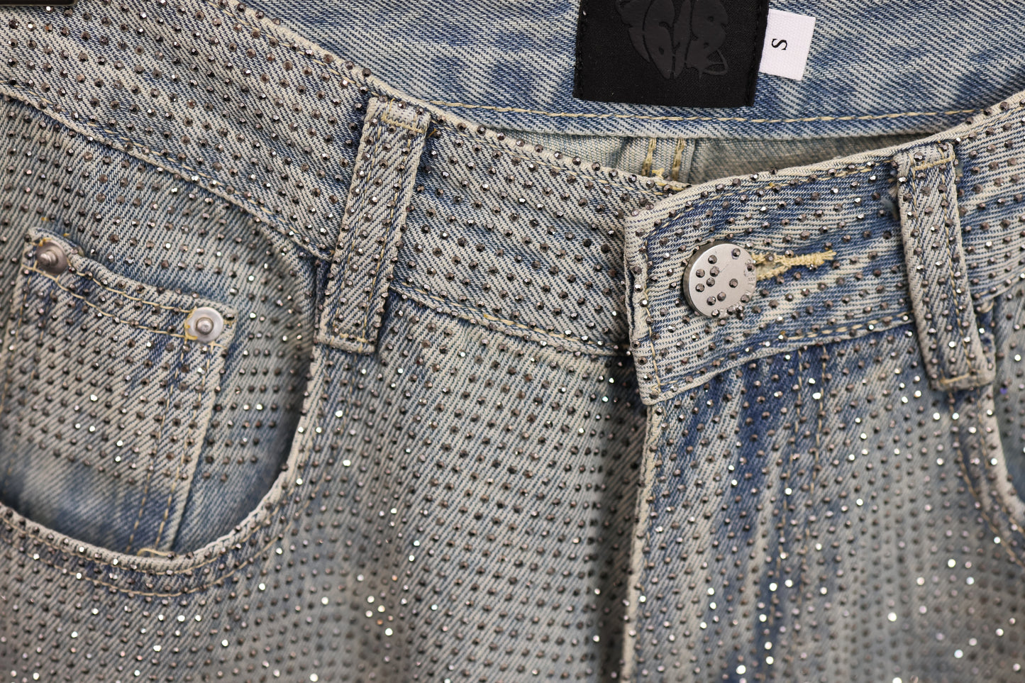 24-K18
stone loose denim A173