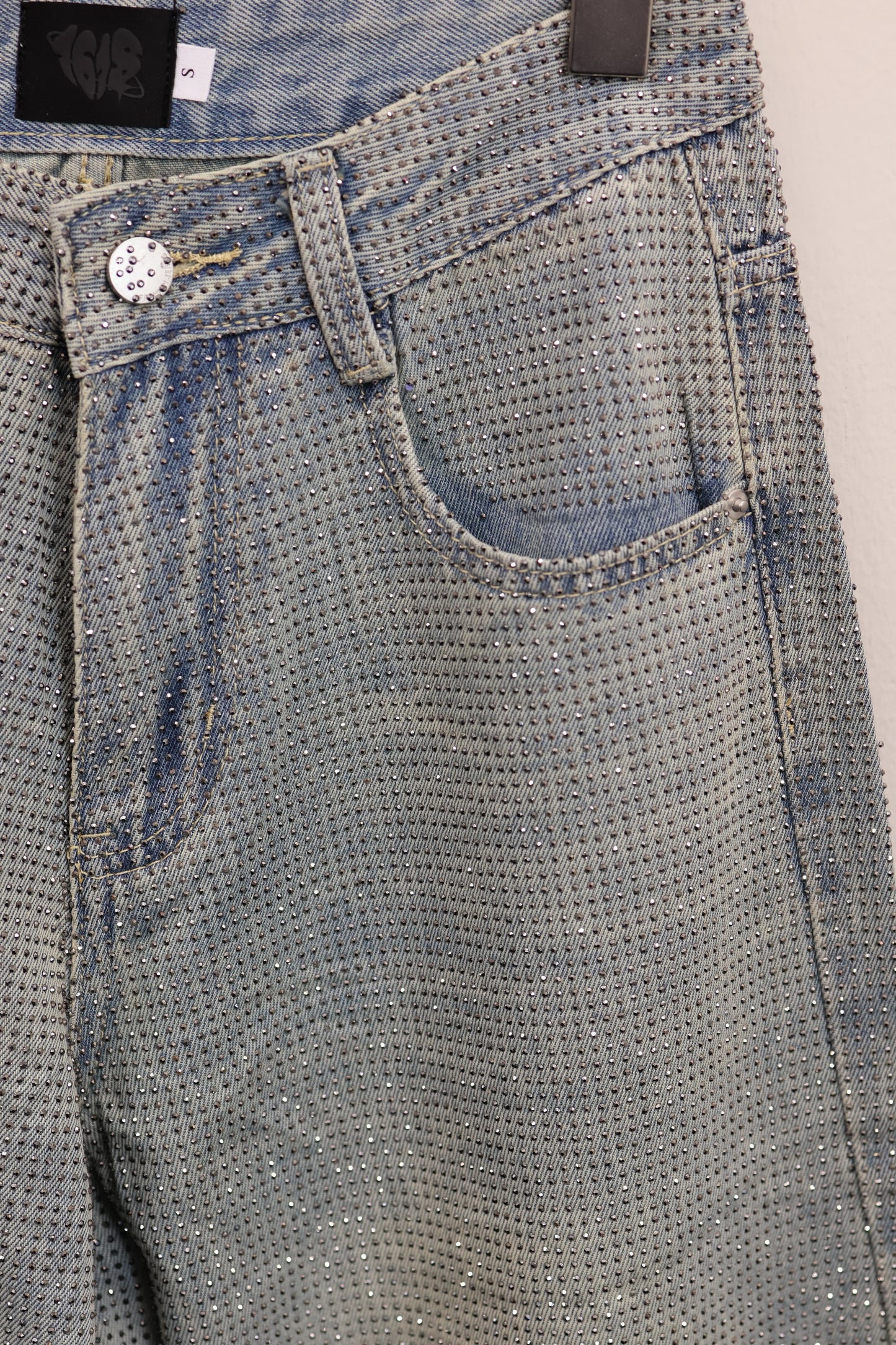 24-K18
stone loose denim A173