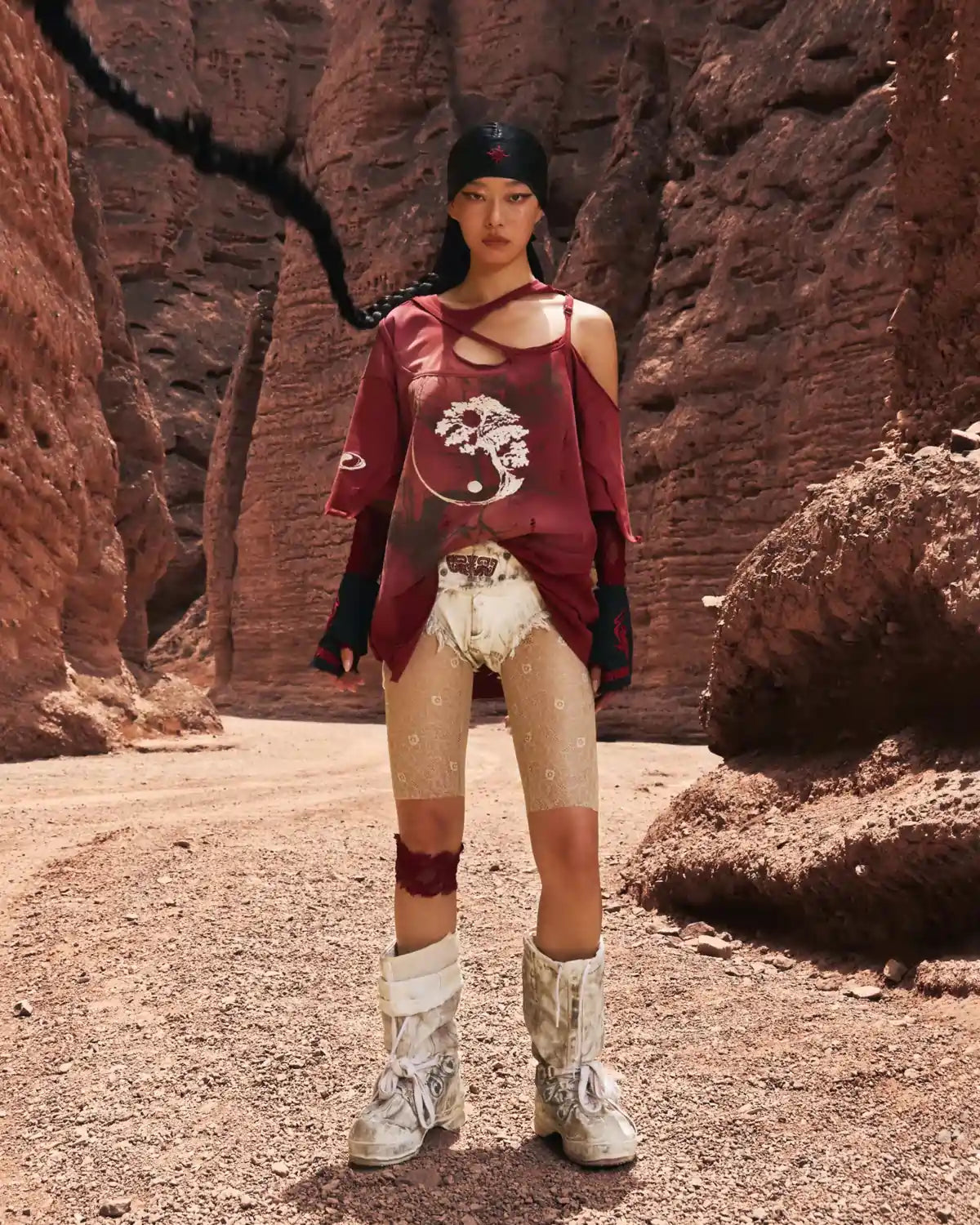 PERSONSOUL INK-WASH DISTRESSED ONE-SHOULDER T-SHIRT