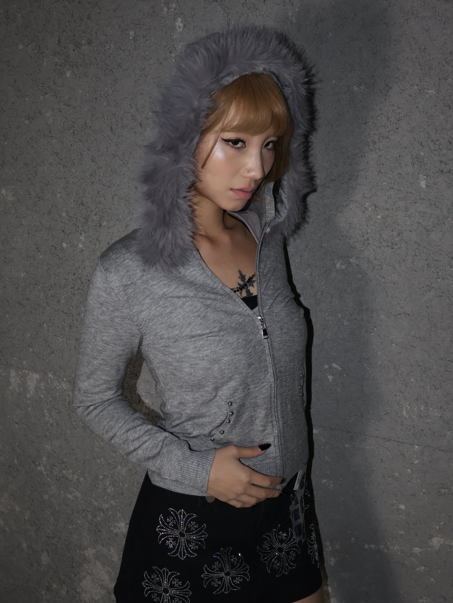 25-863 Fur Hood knit top　A394