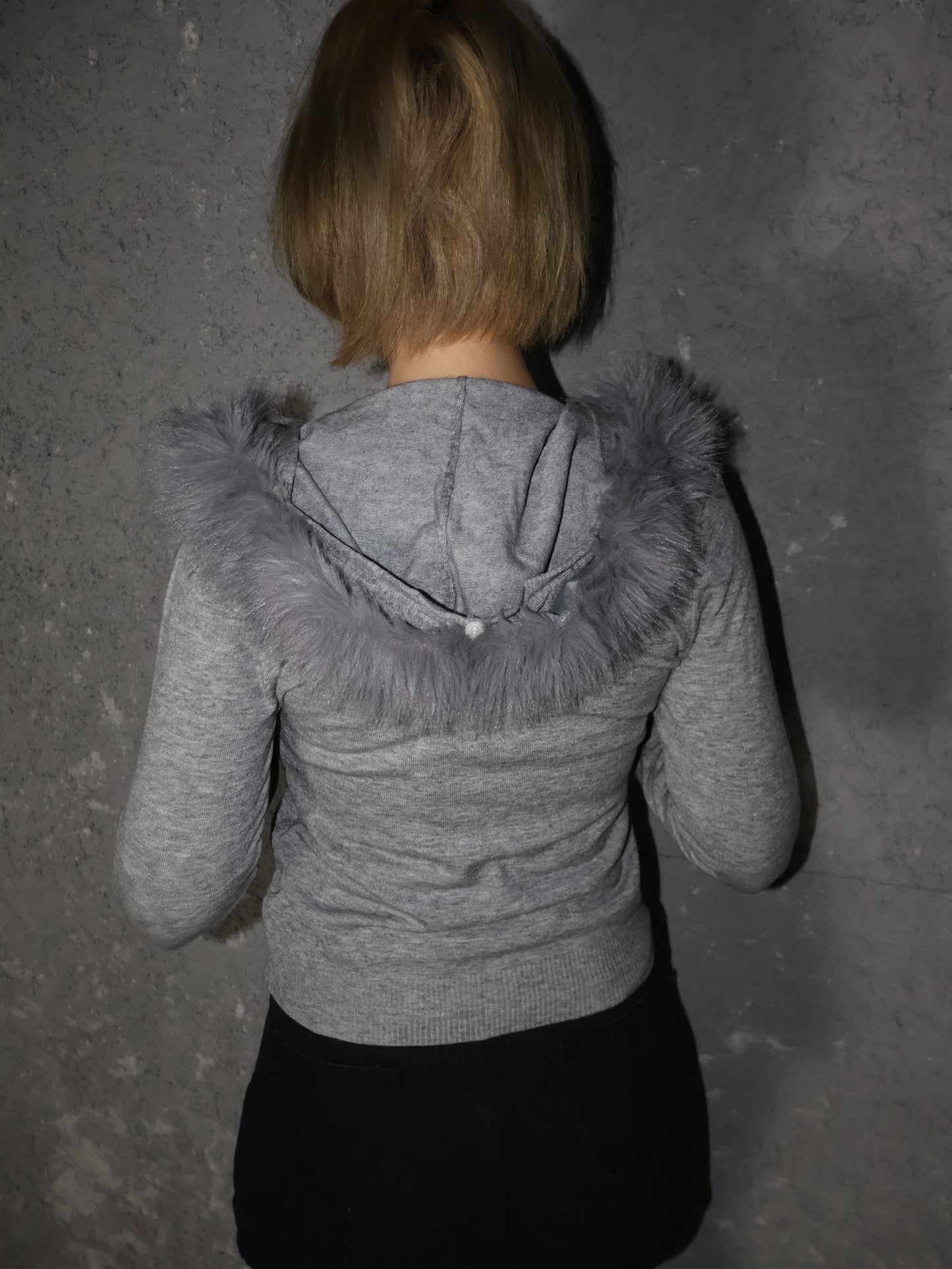 25-863 Fur Hood knit top　A394