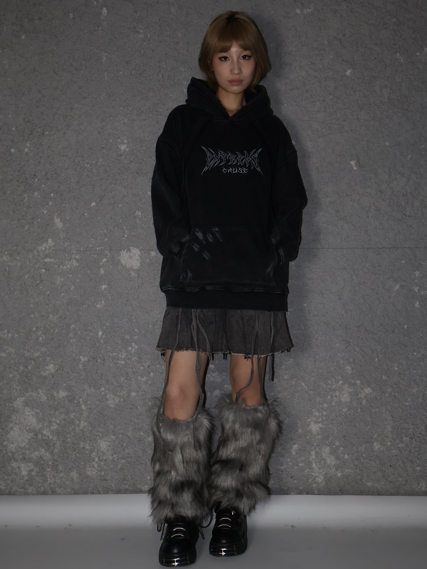 Drooping shorts A405