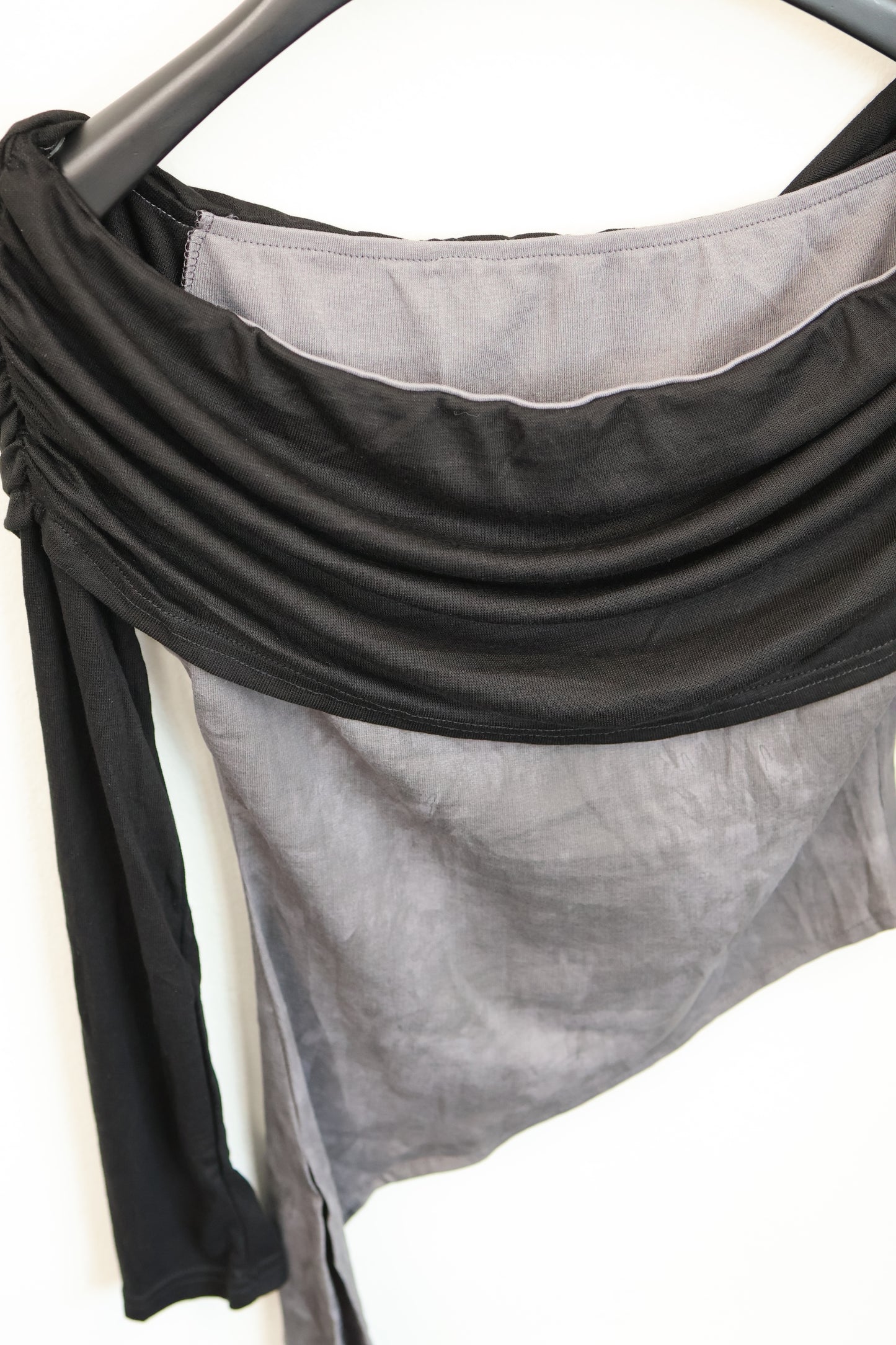 Midnight off-Shoulder A290