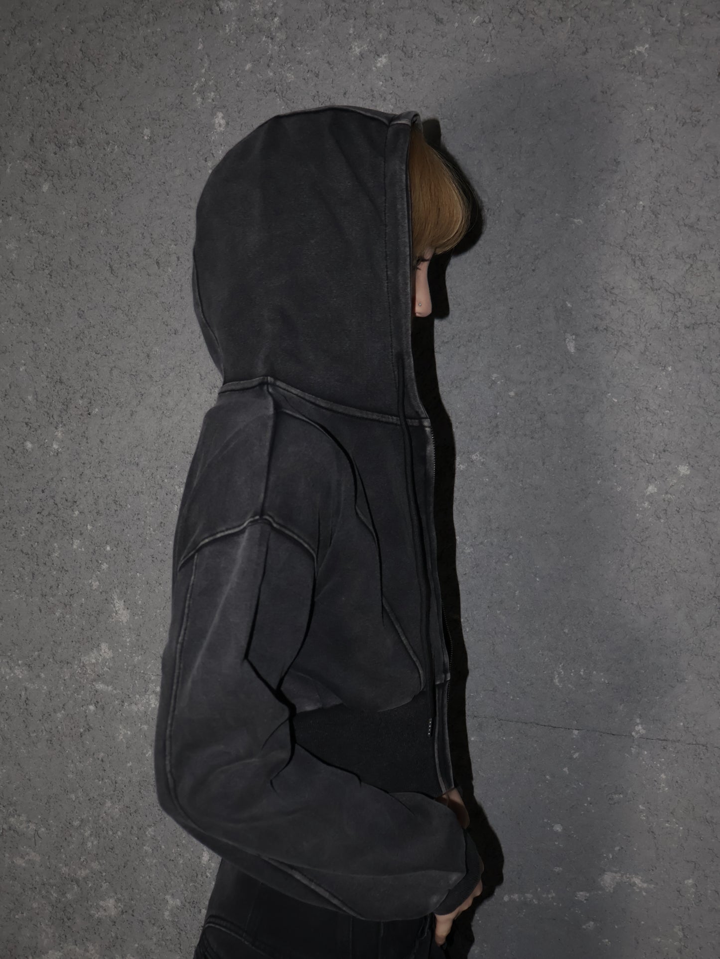 225-823 Obsidian Zip Hoodie A396