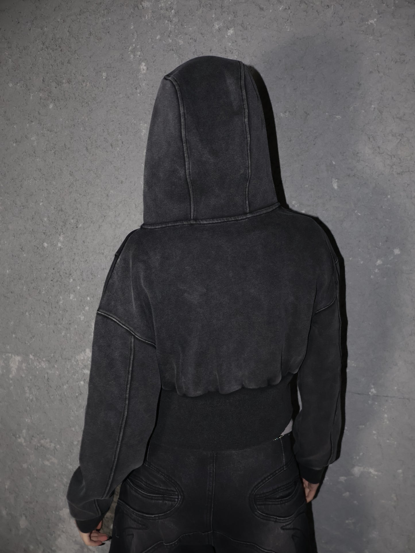 225-823 Obsidian Zip Hoodie A396