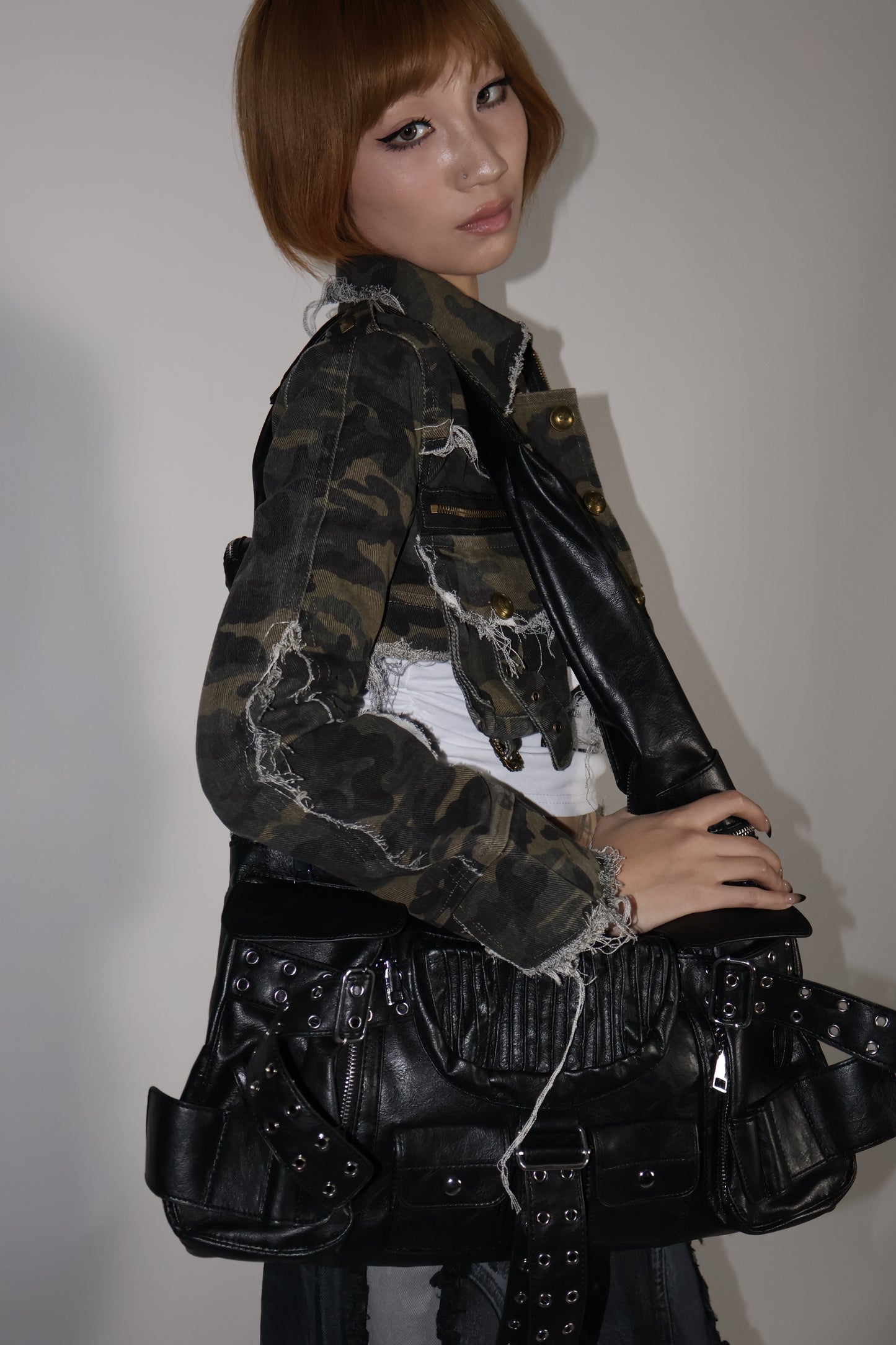 25-931 Camo Cut Jacket  A347