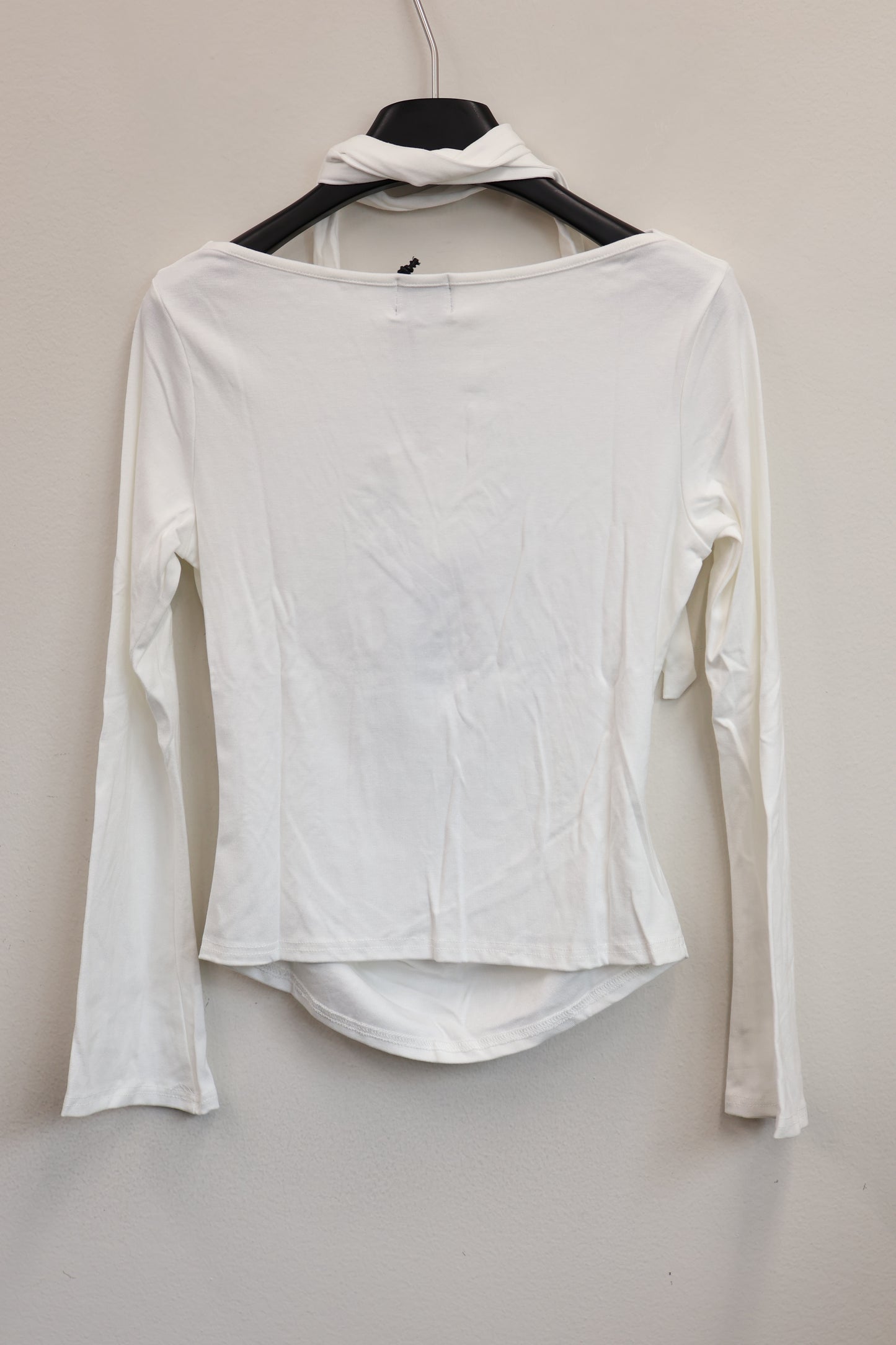 Logo Ribbon off-shoulder Top A299