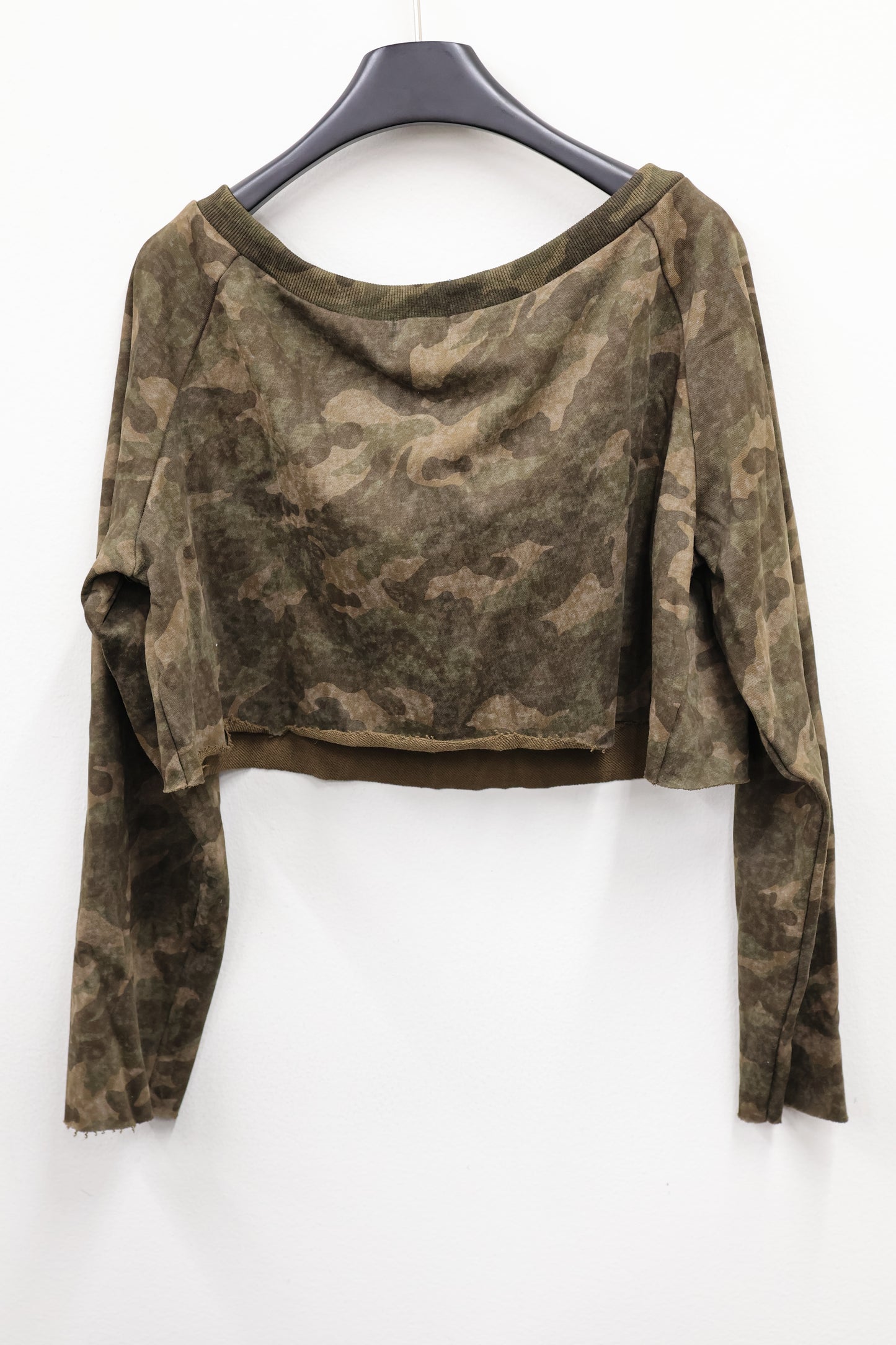 Camo Crop A308