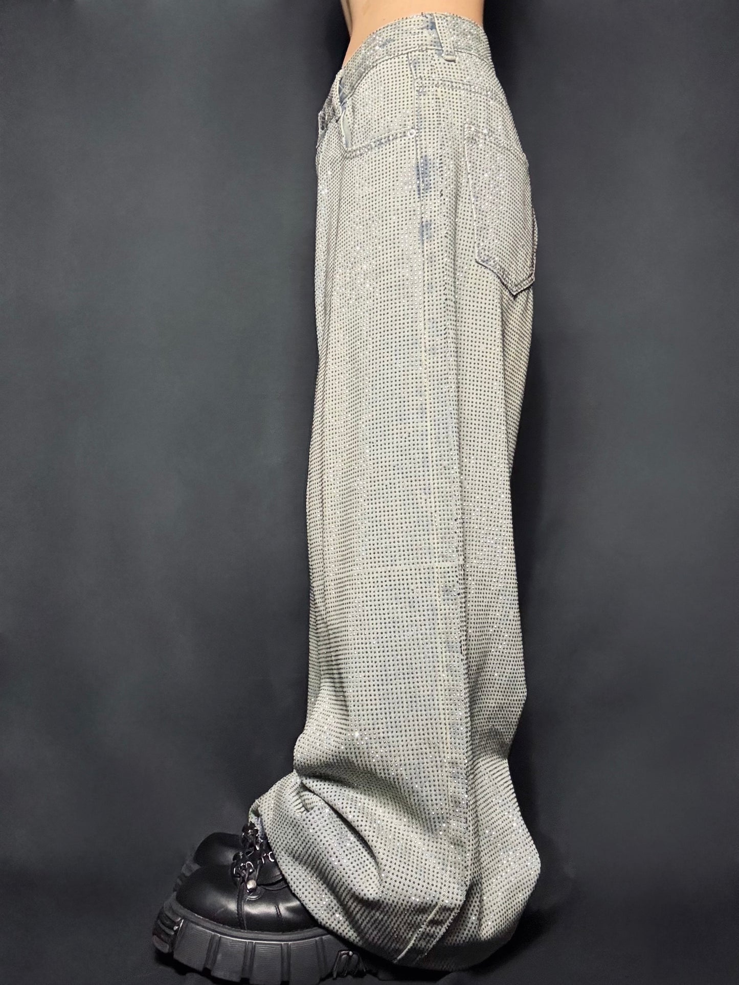 24-K18
stone loose denim A173