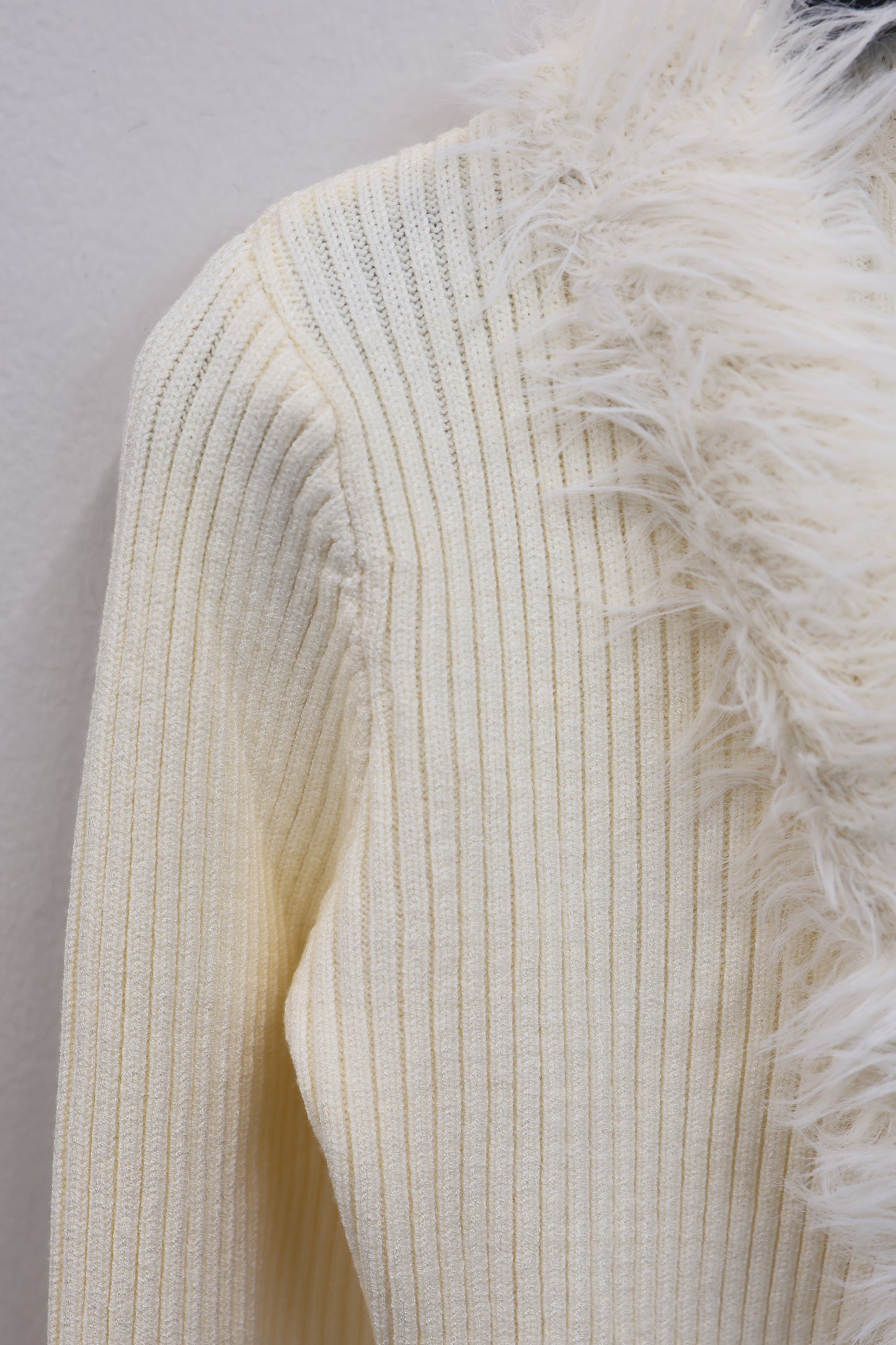 Fur Trim Cardigan A319