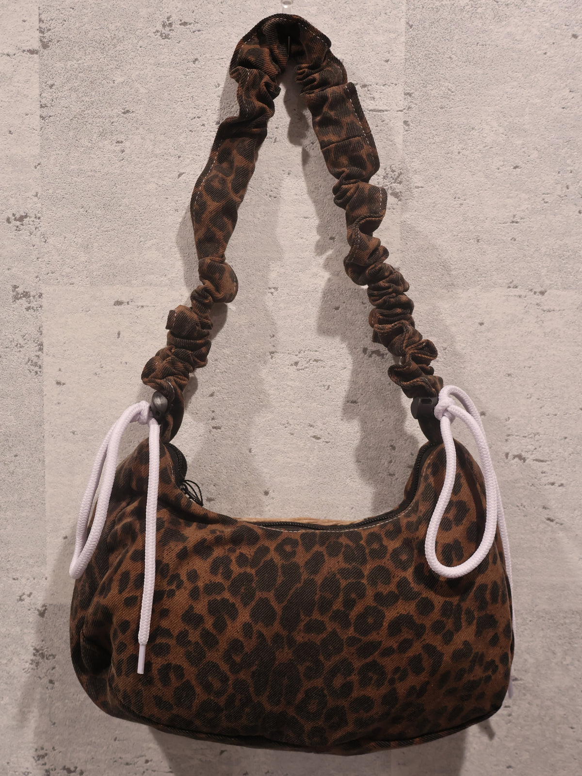 1618 remake leo bag RA962