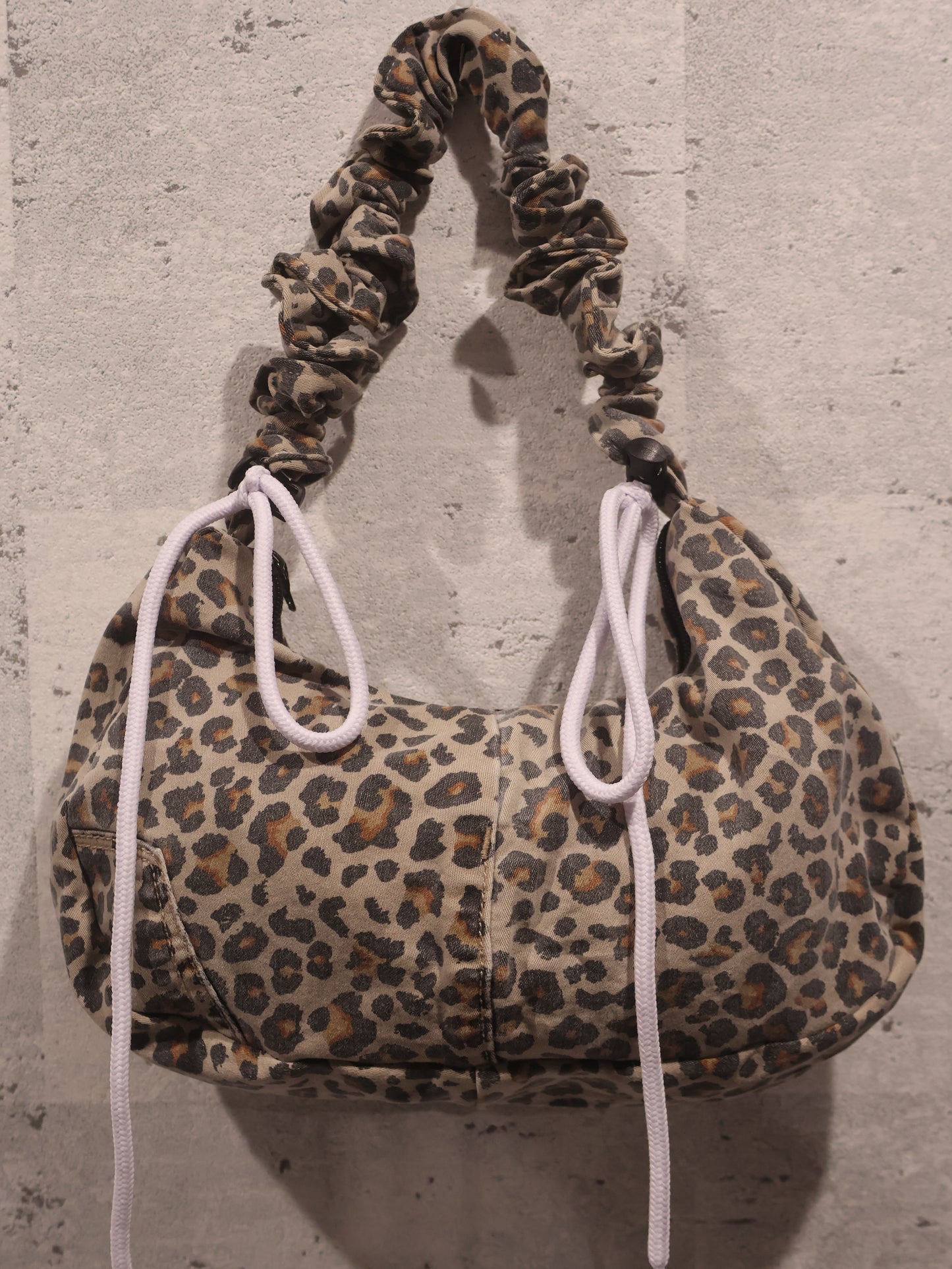 1618 remake leo bag RA964