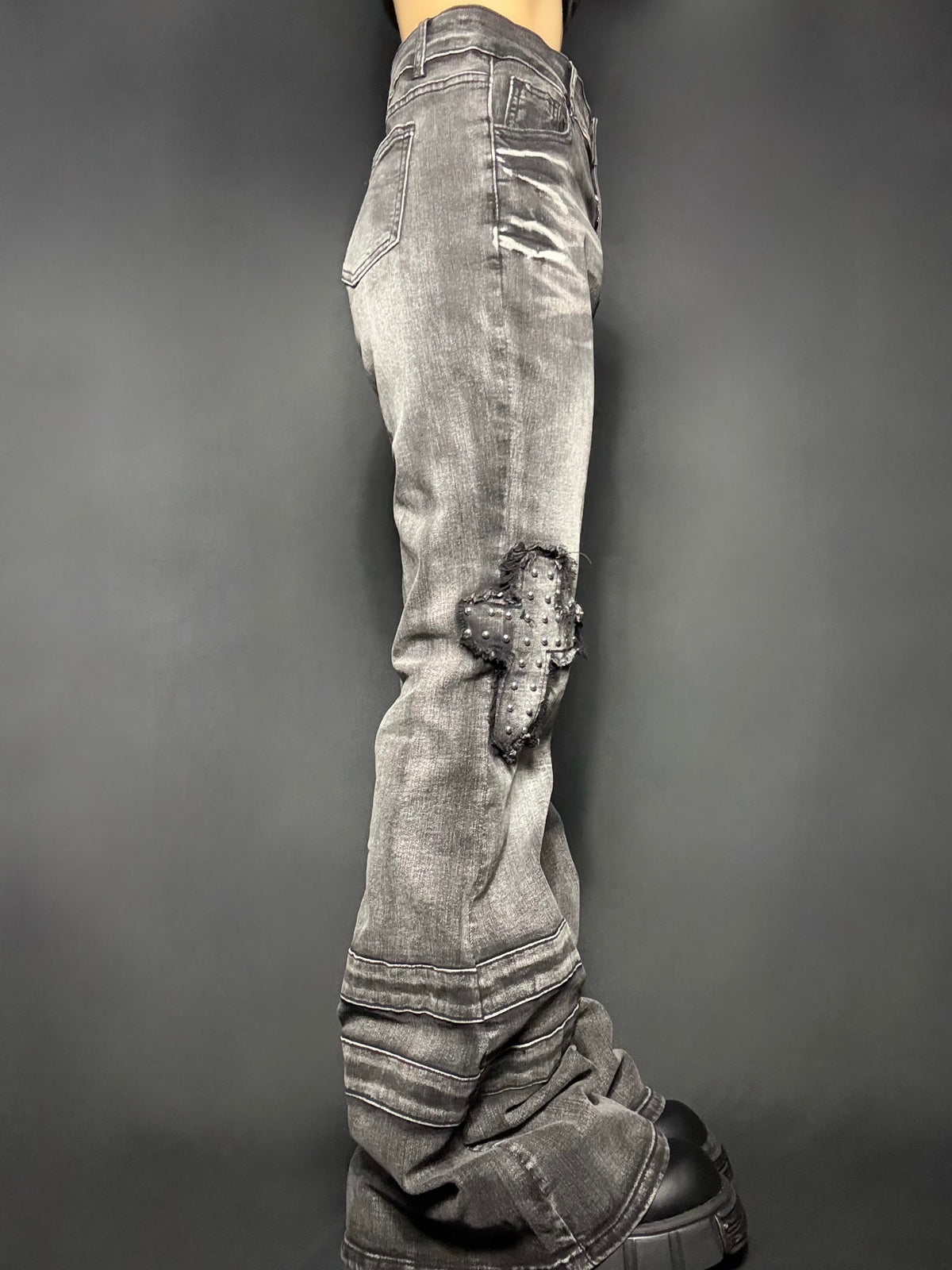 Slice Cross Denim pants A525