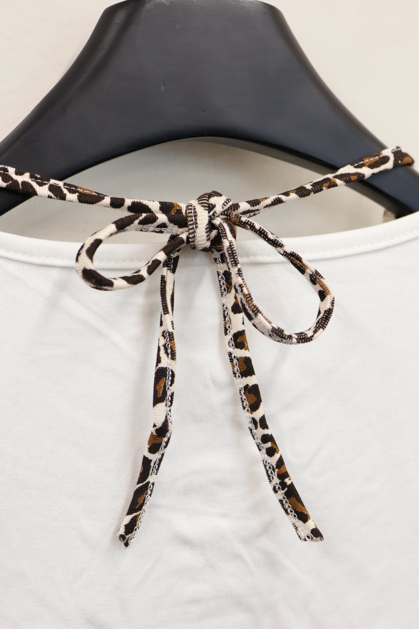 Leopard Trim Top A327