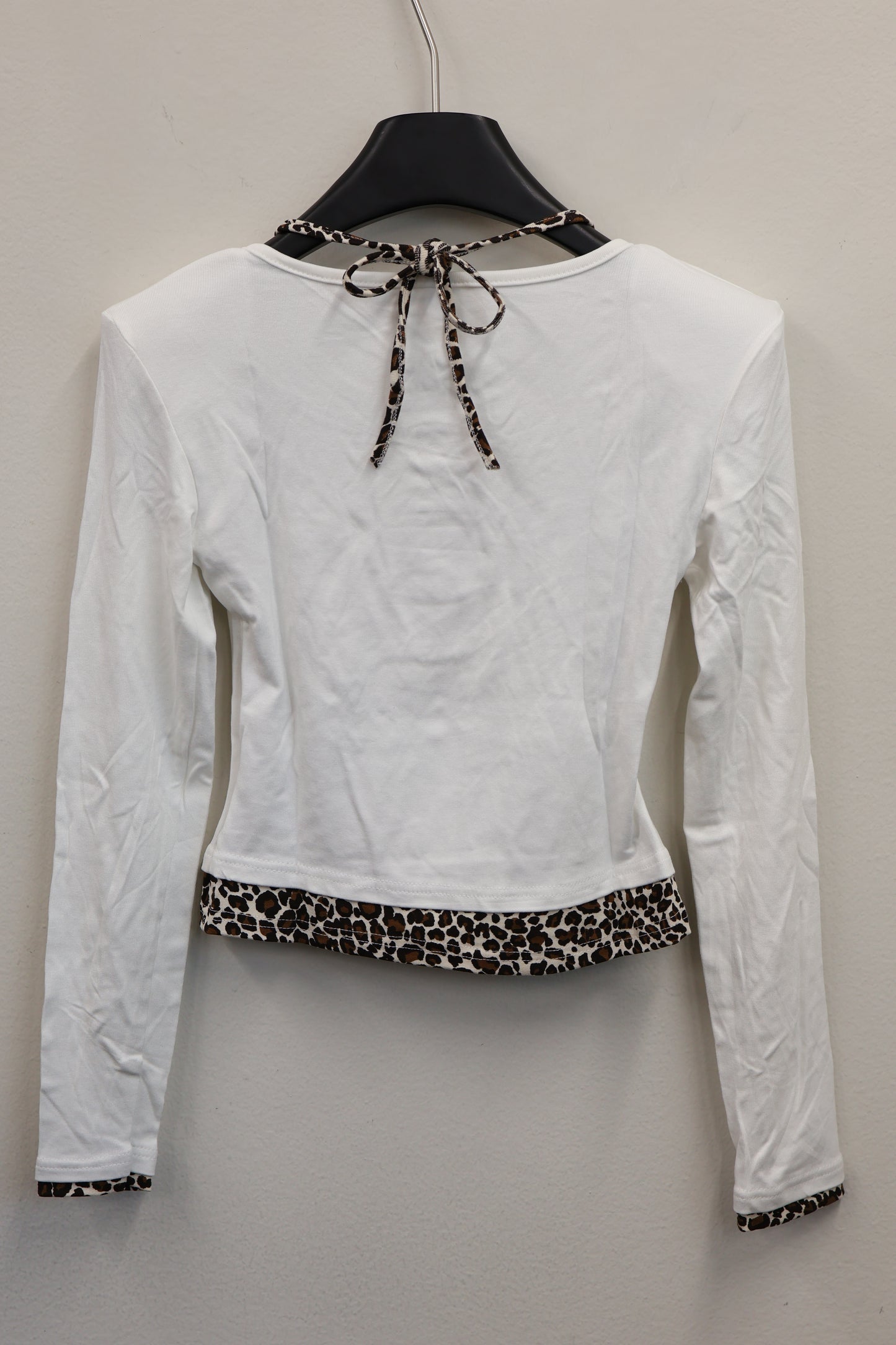 Leopard Trim Top A327