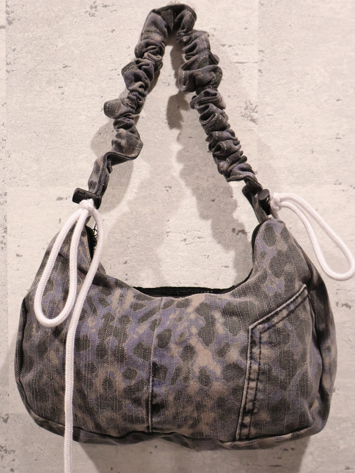1618 remake leo bag RB8