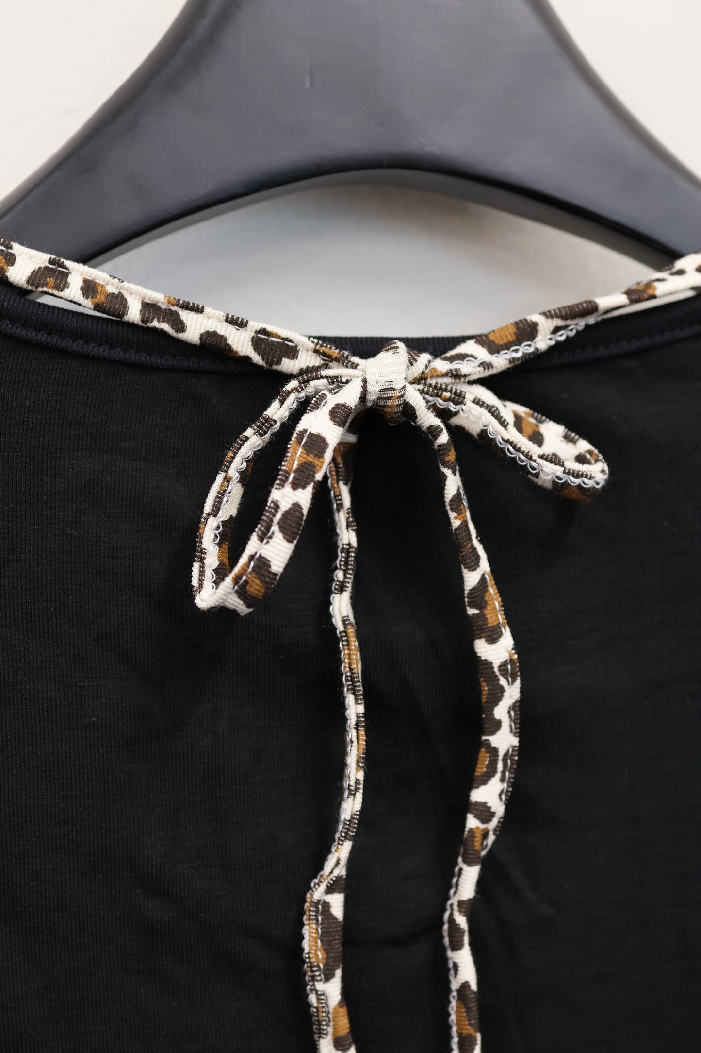 Leopard Trim Top A327