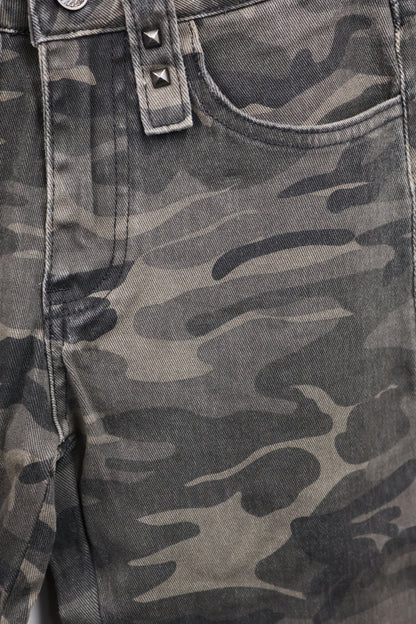 Ripped Camo Pants A326