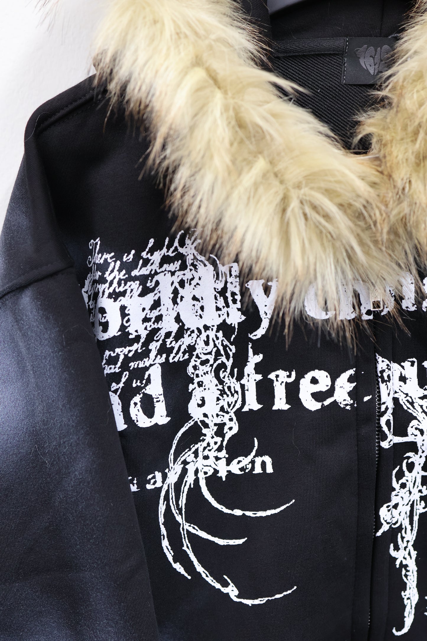 Grunge Fur Hoodie A323