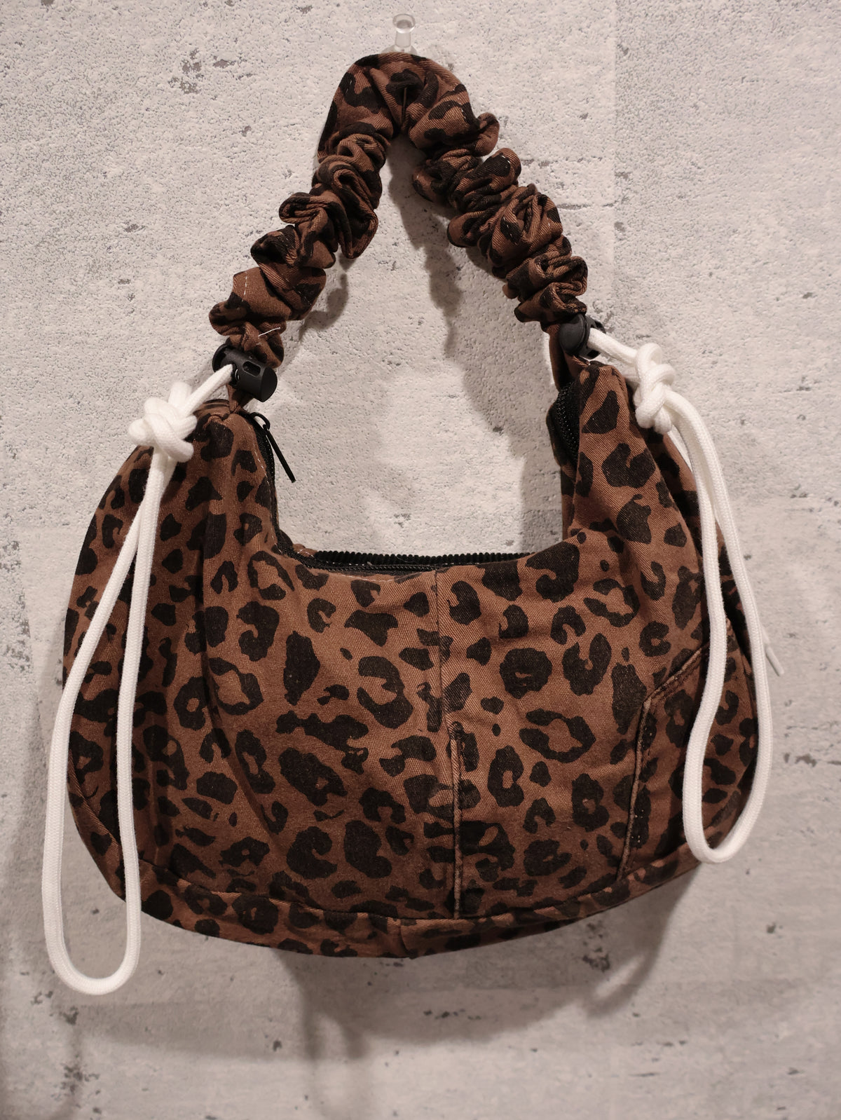 1618 remake leo bag RB37