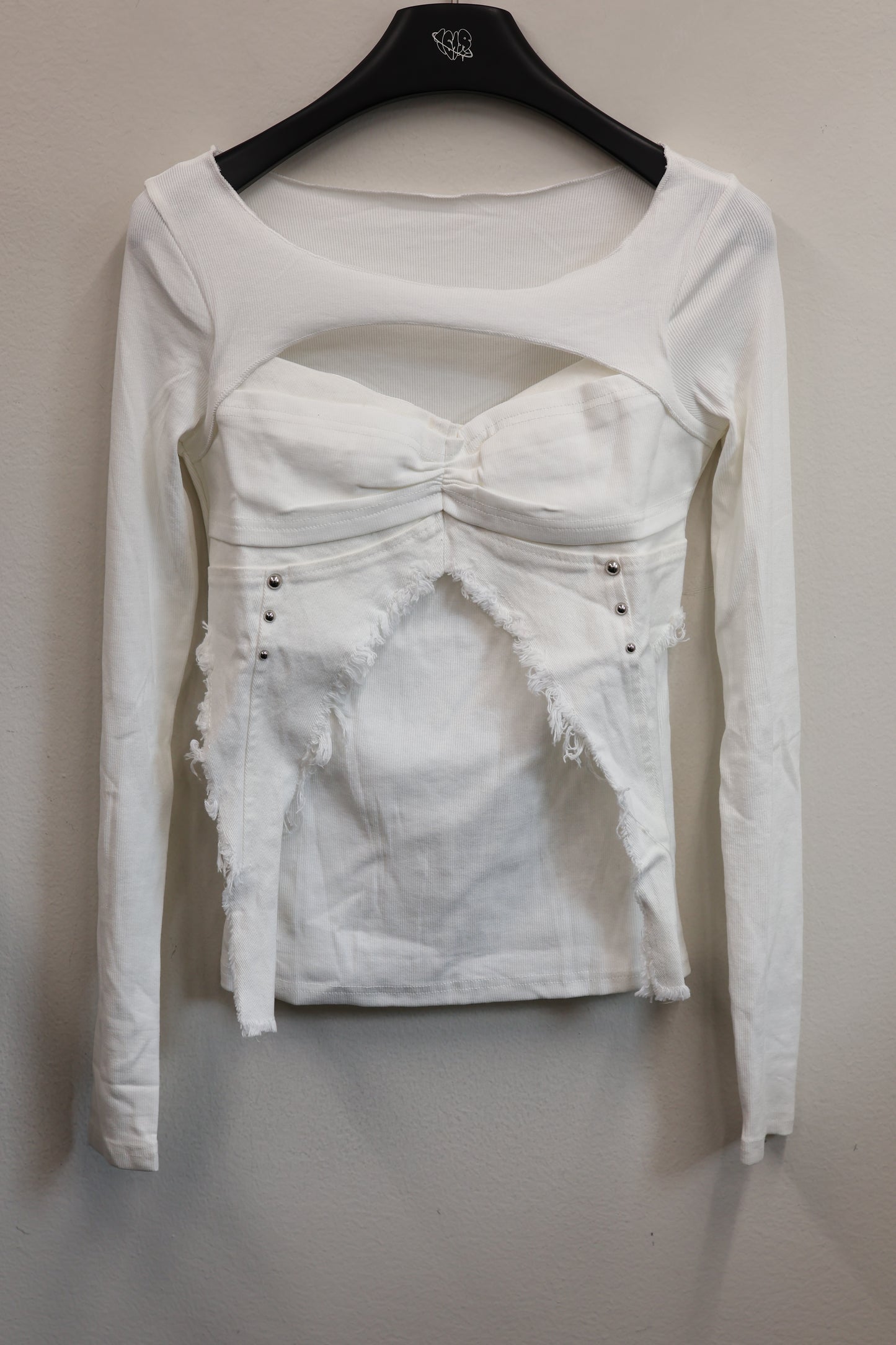 Cutout Twist Top A311