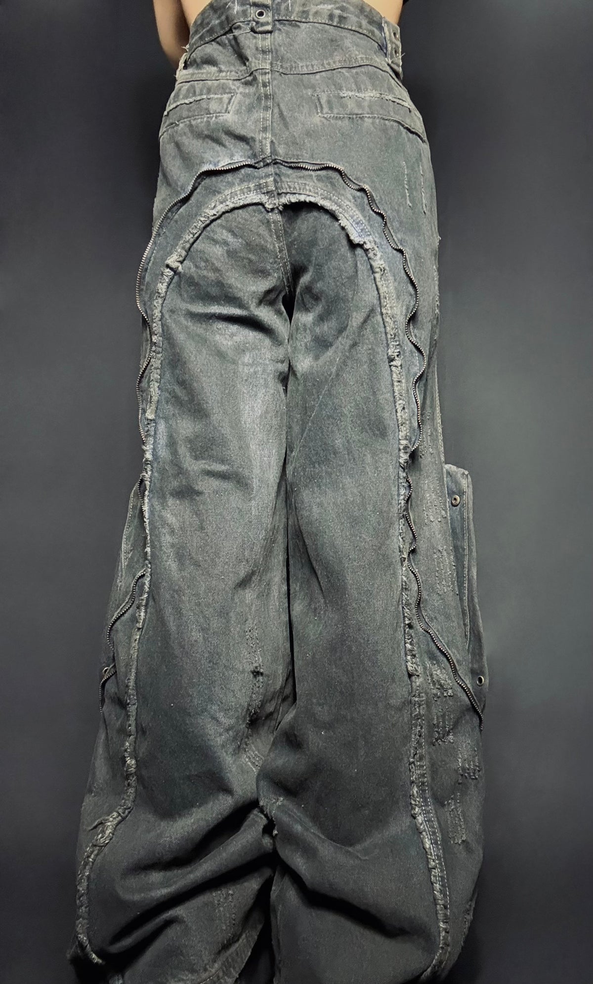metal zip flare denim　A436