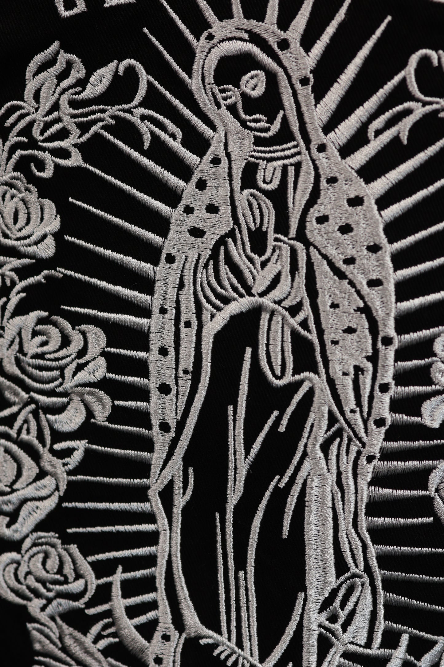 25-943 Frost Hood  A341