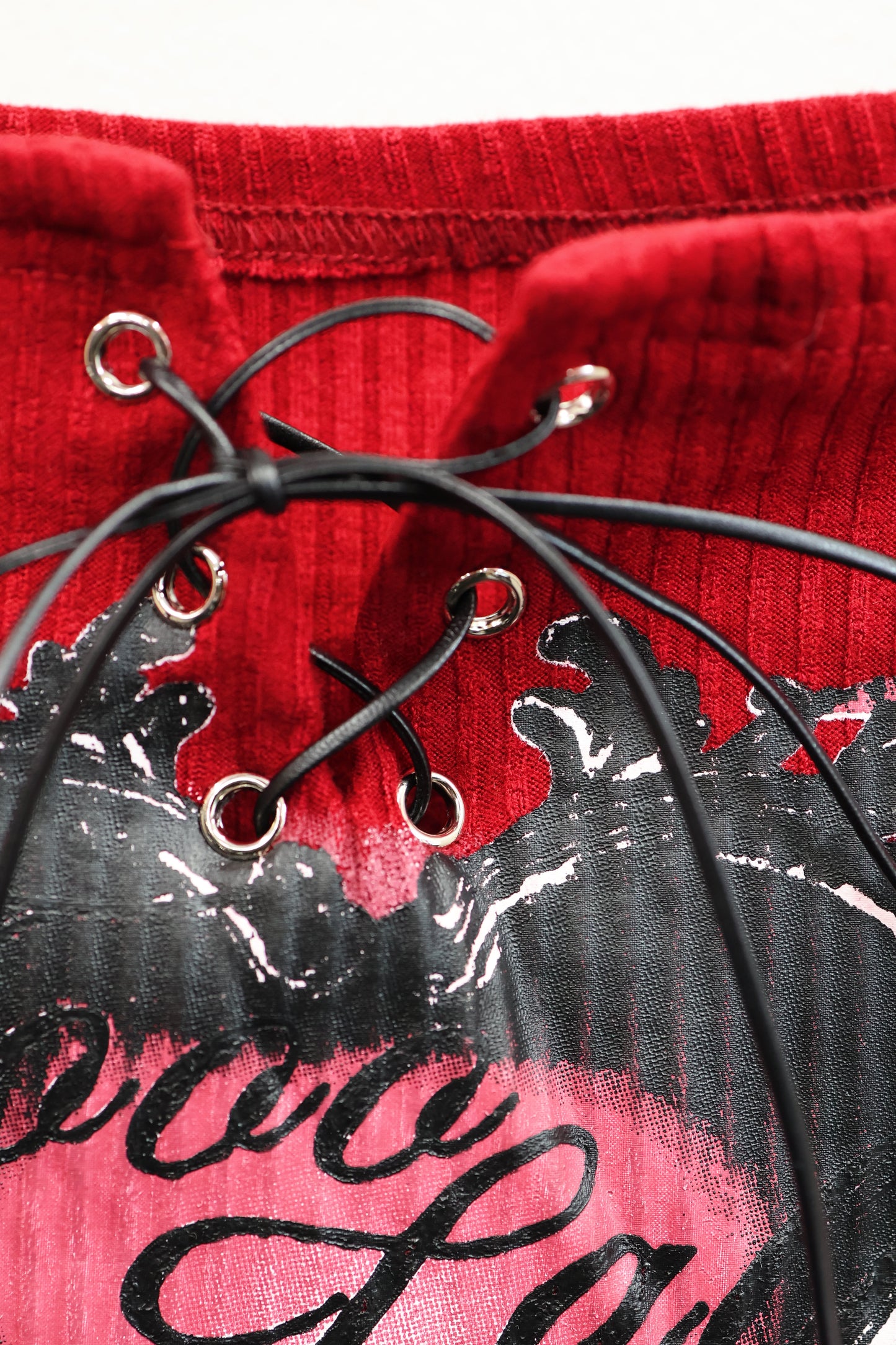 25-913 Vamp Crest Top A339