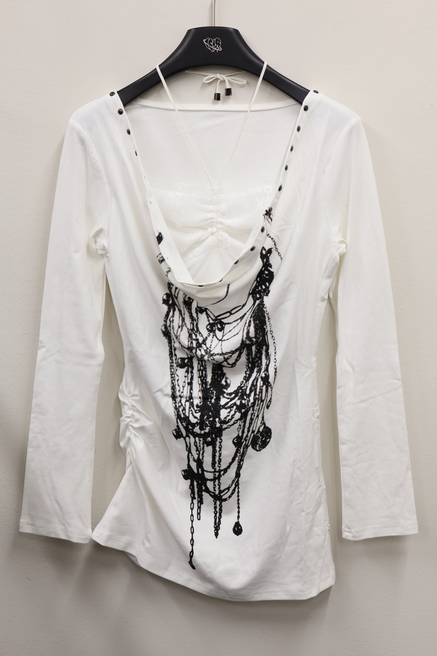 25-942 Chain Cross L/S A345