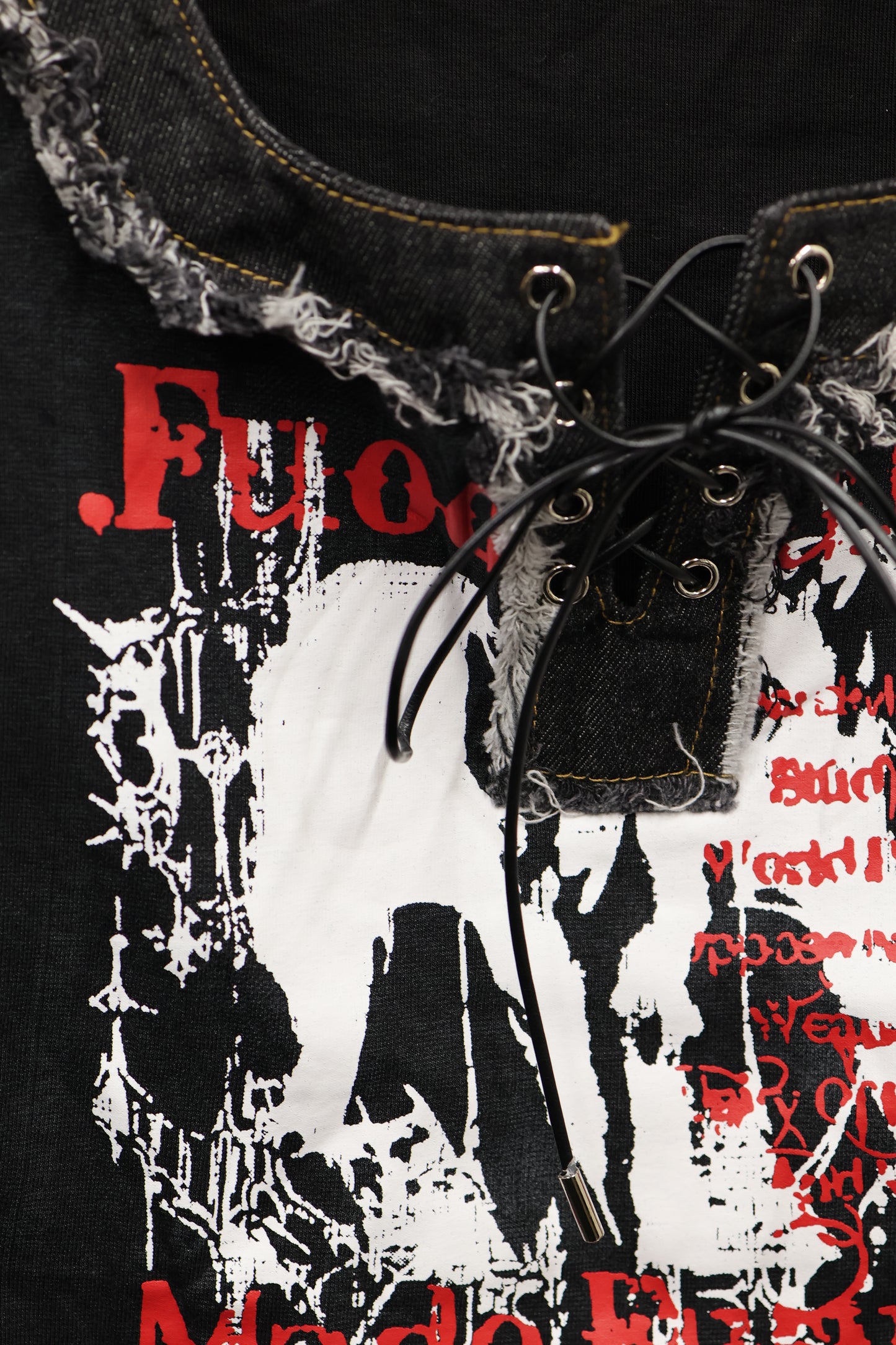 25-914 Lace Skull Top A356