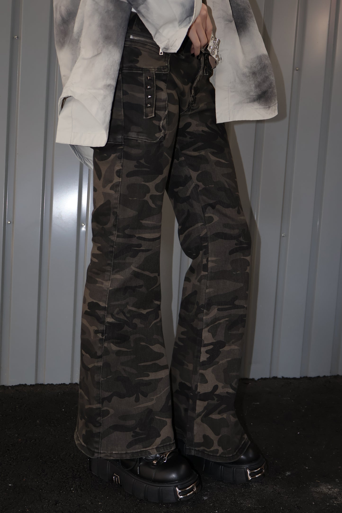 Ripped Camo Pants A326