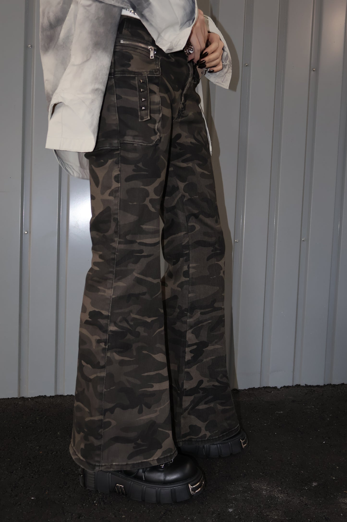 Ripped Camo Pants A326
