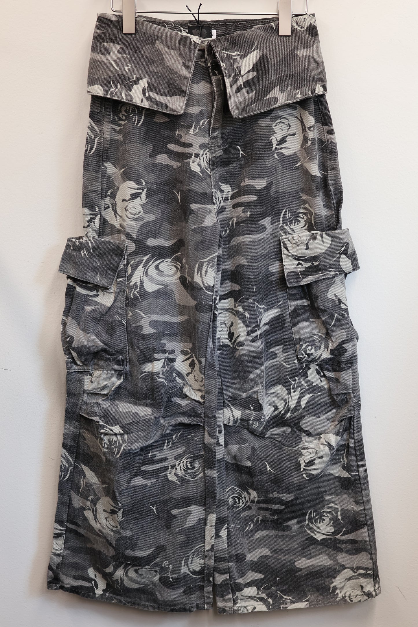 25-911 Dragon Camo Pants  A350