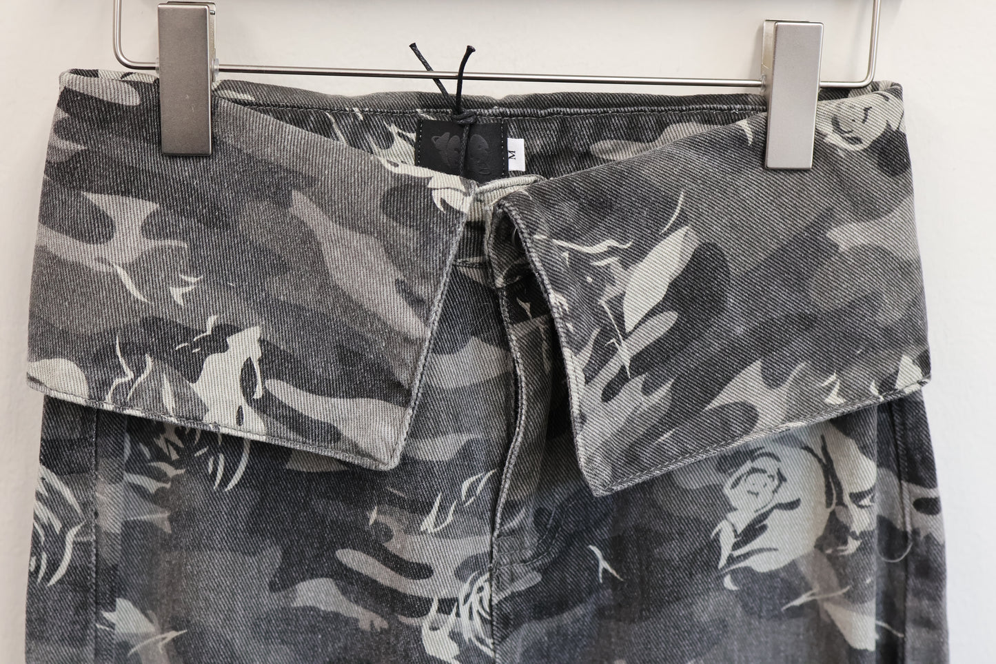 25-911 Dragon Camo Pants  A350