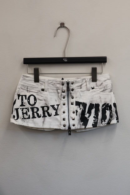 25-939 Rivet Logo Shorts A351