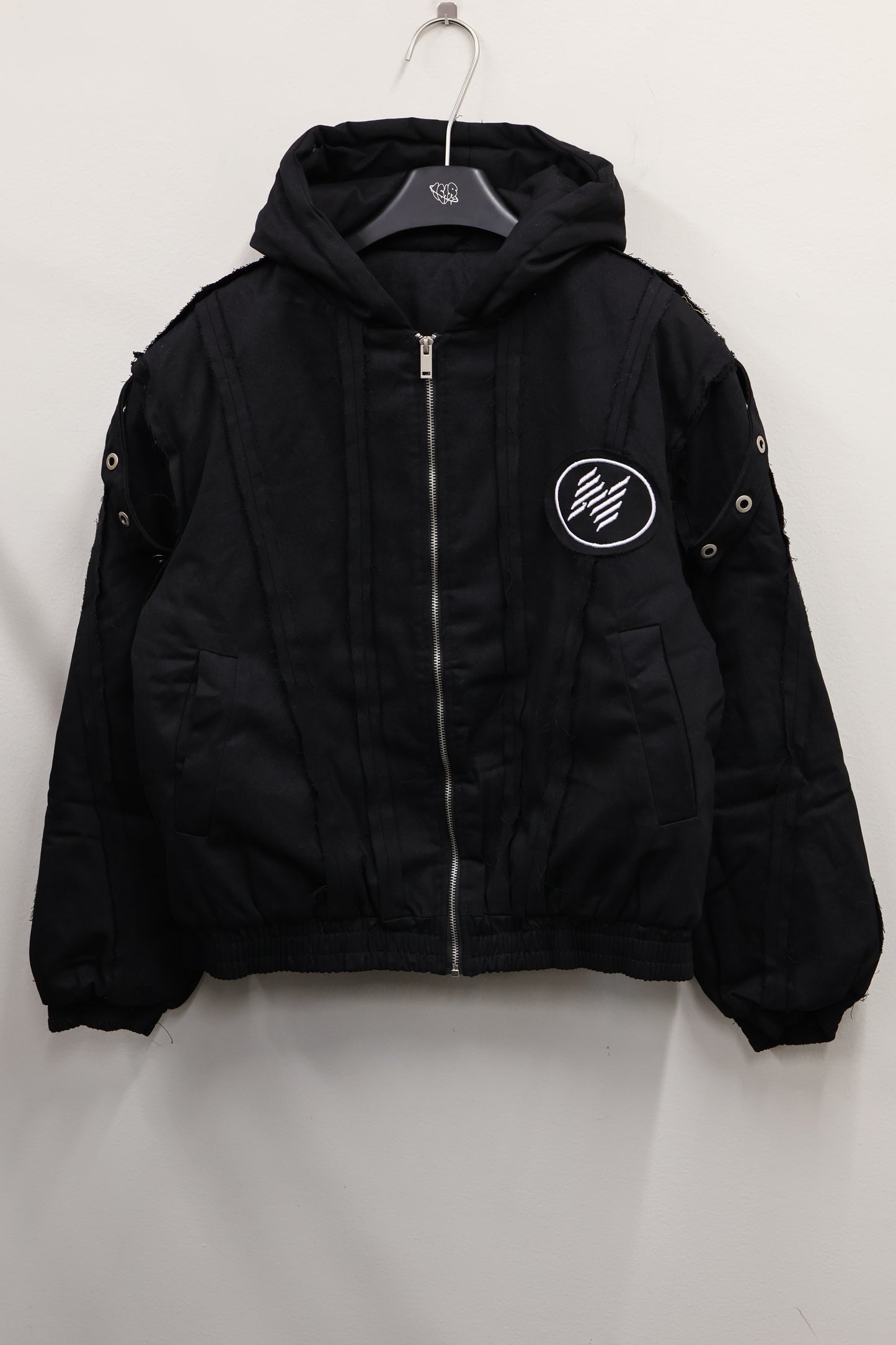 25-902hello over outer A359