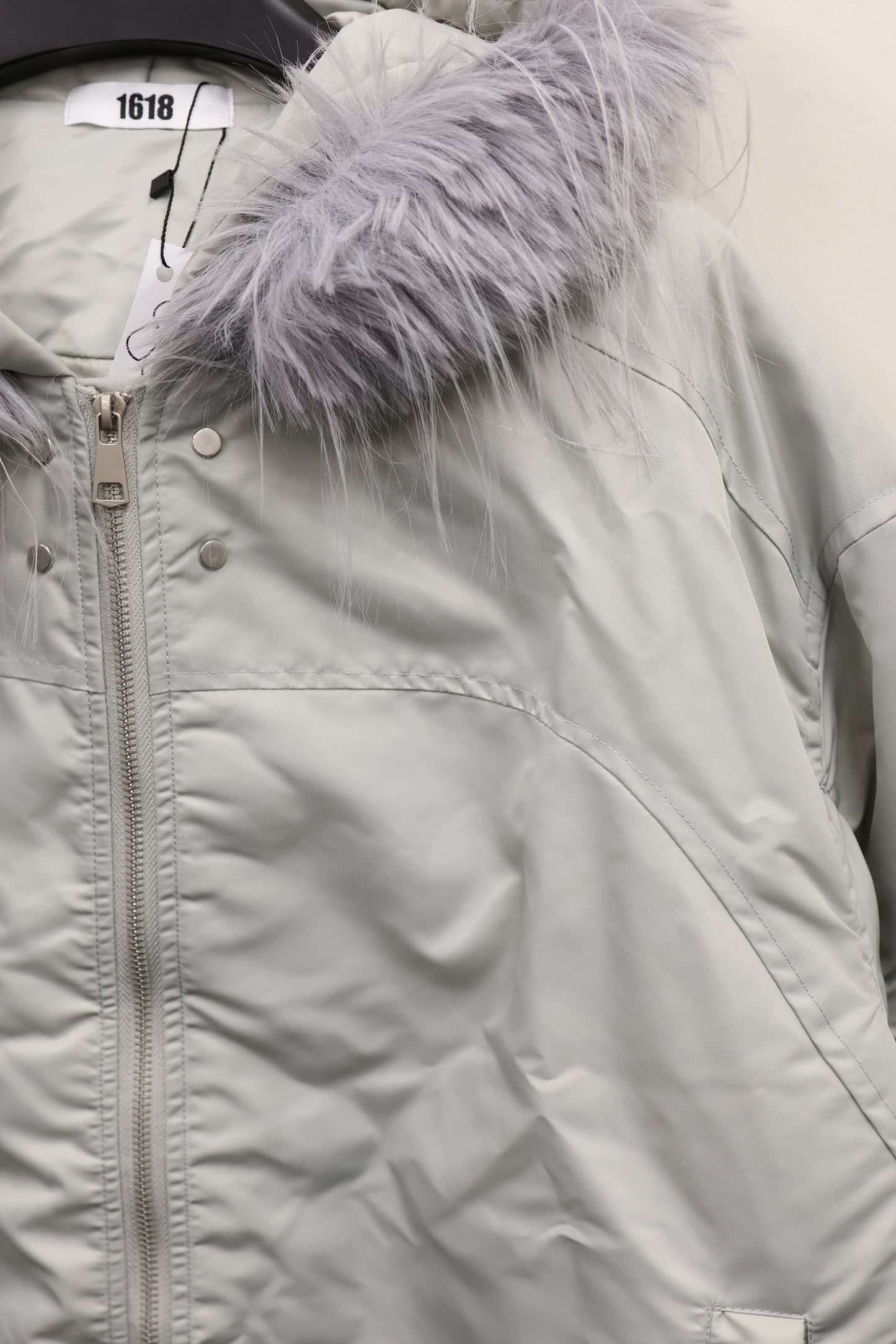 24-K46 arm gather fur jacket A362