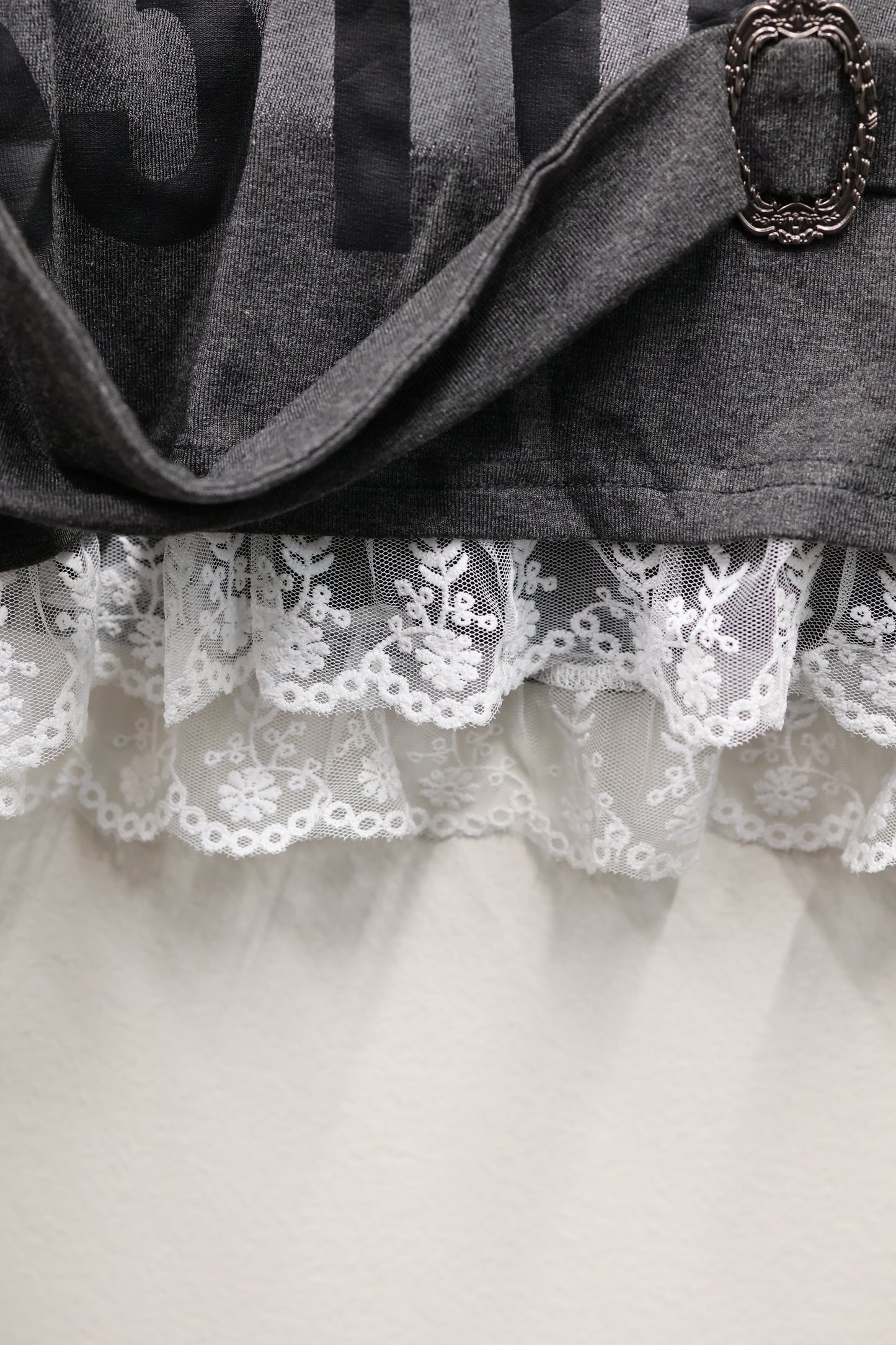 25-933 Code Print Top A357