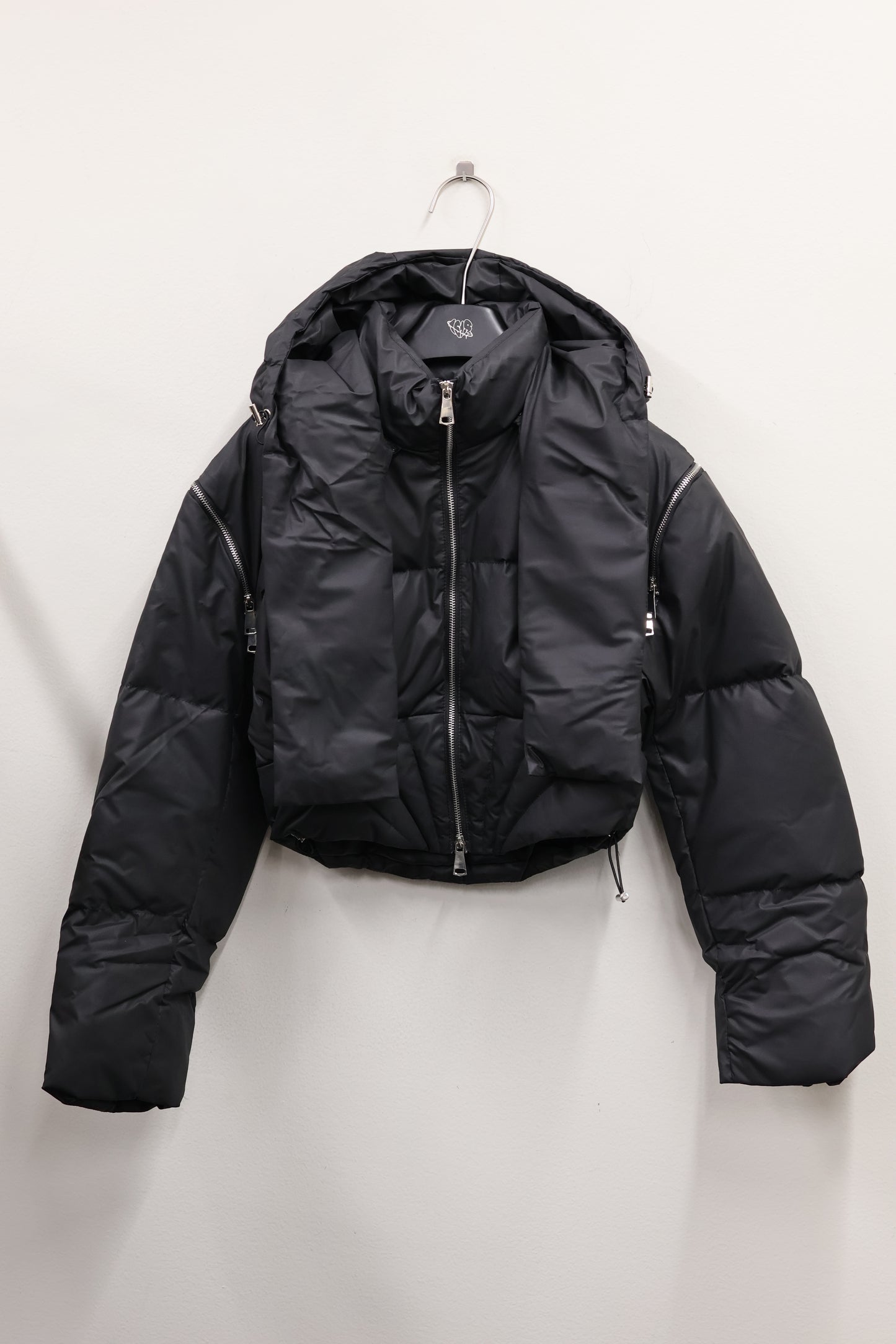 sleeve zip muffler outer A364