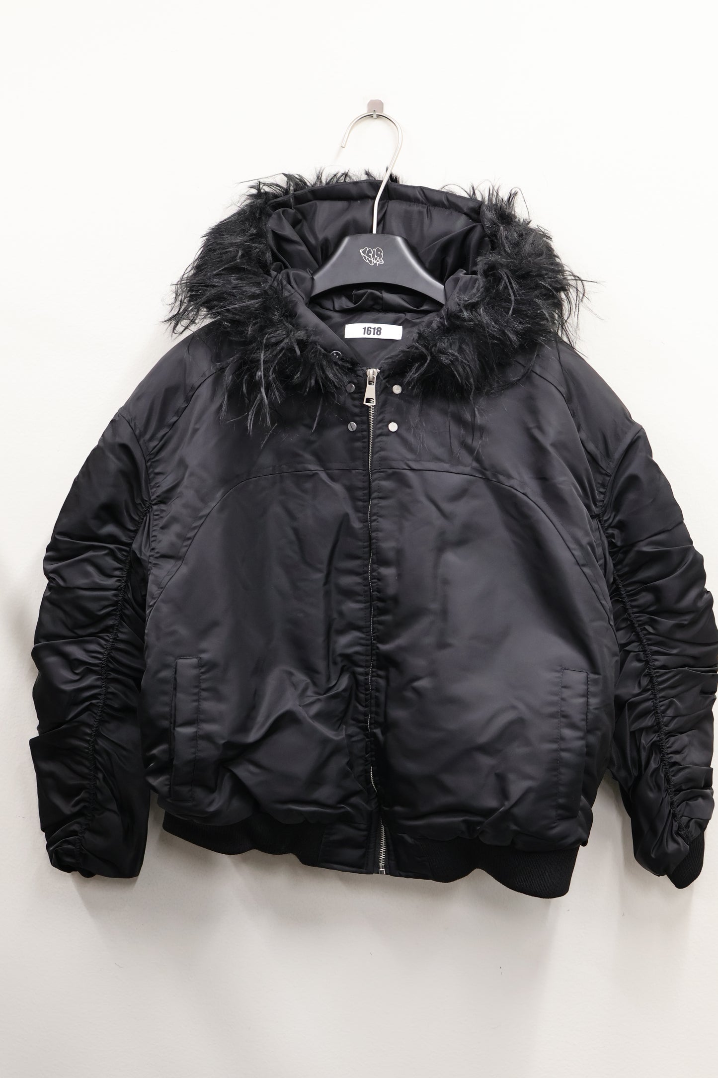 24-K46 arm gather fur jacket A362