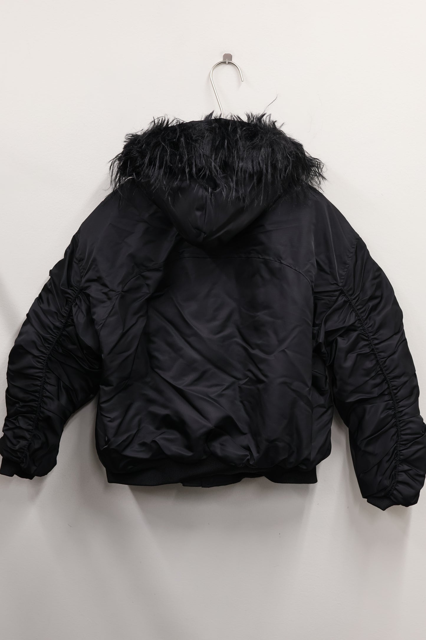 24-K46 arm gather fur jacket A362