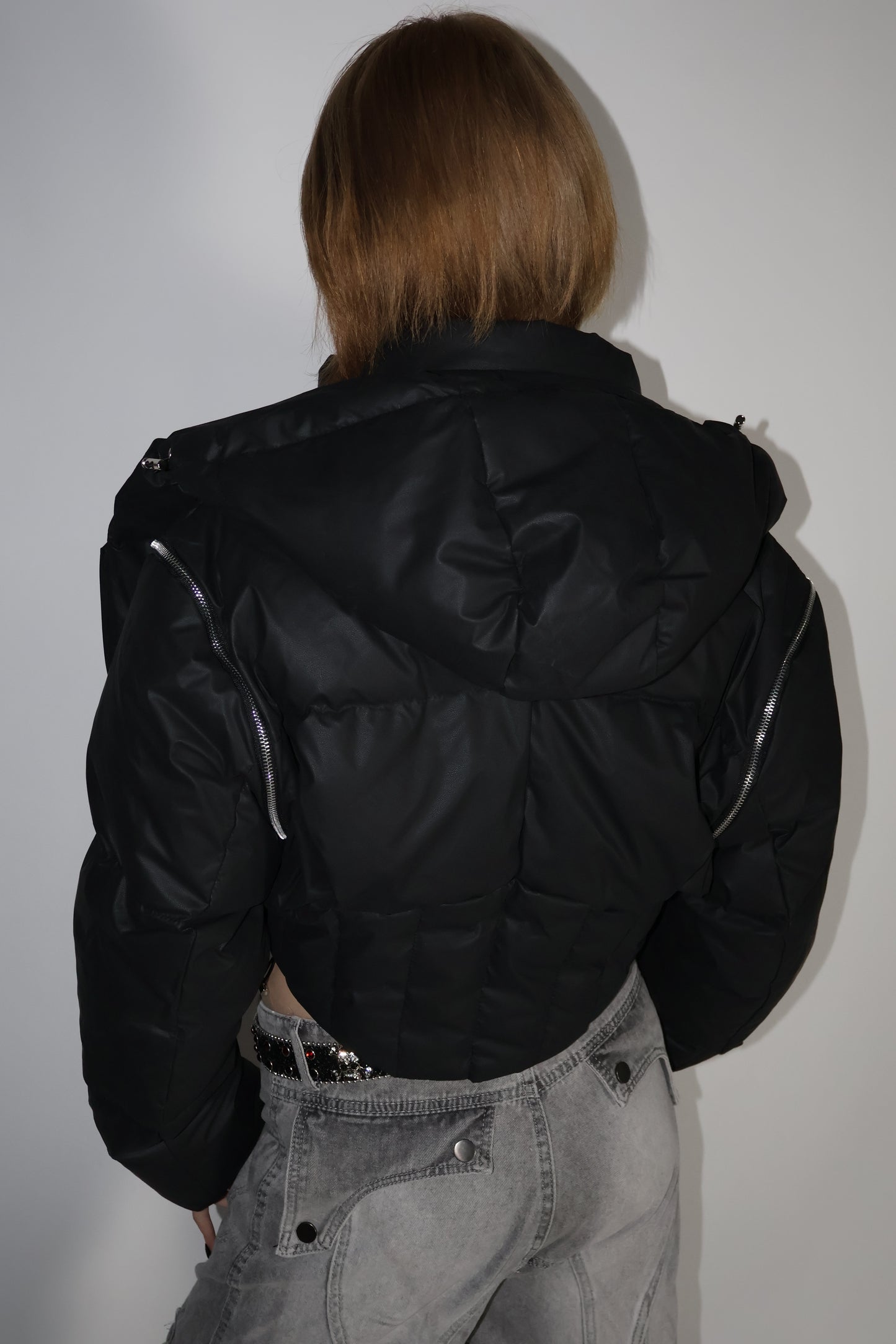 sleeve zip muffler outer A364