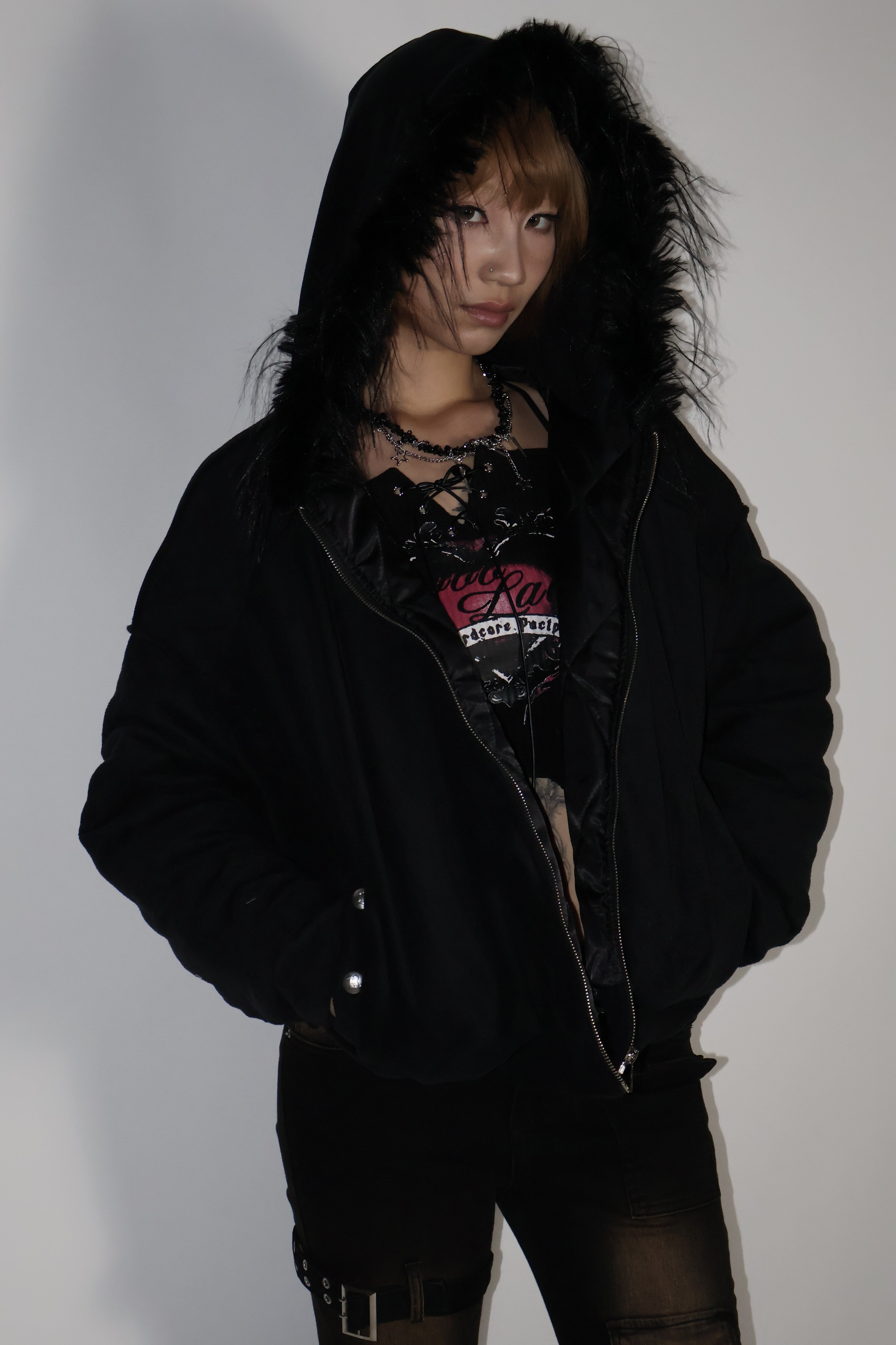 アウター – 1618