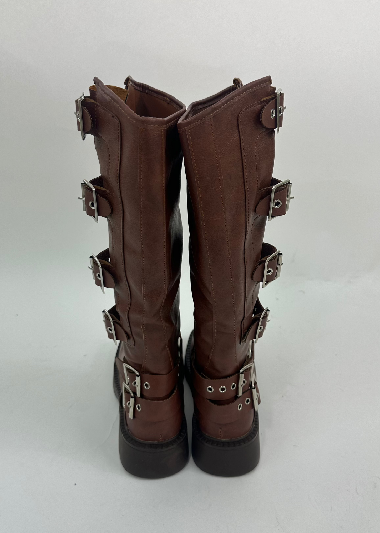 buckle long boots