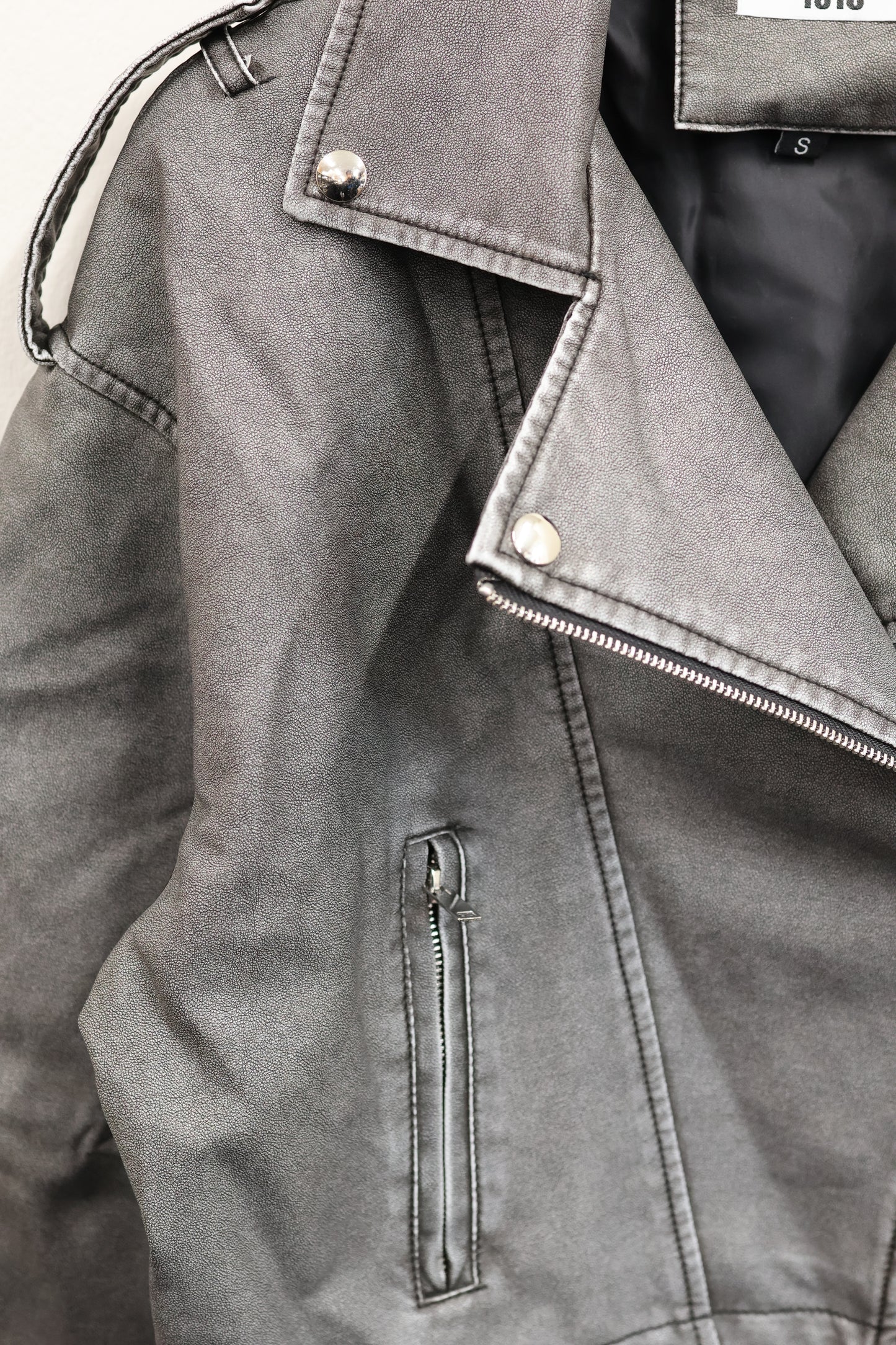 vintage leather jacket A386