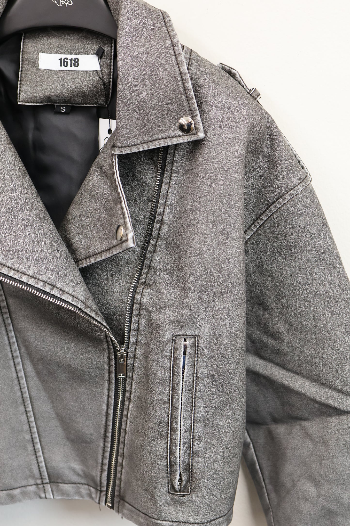 vintage leather jacket A386